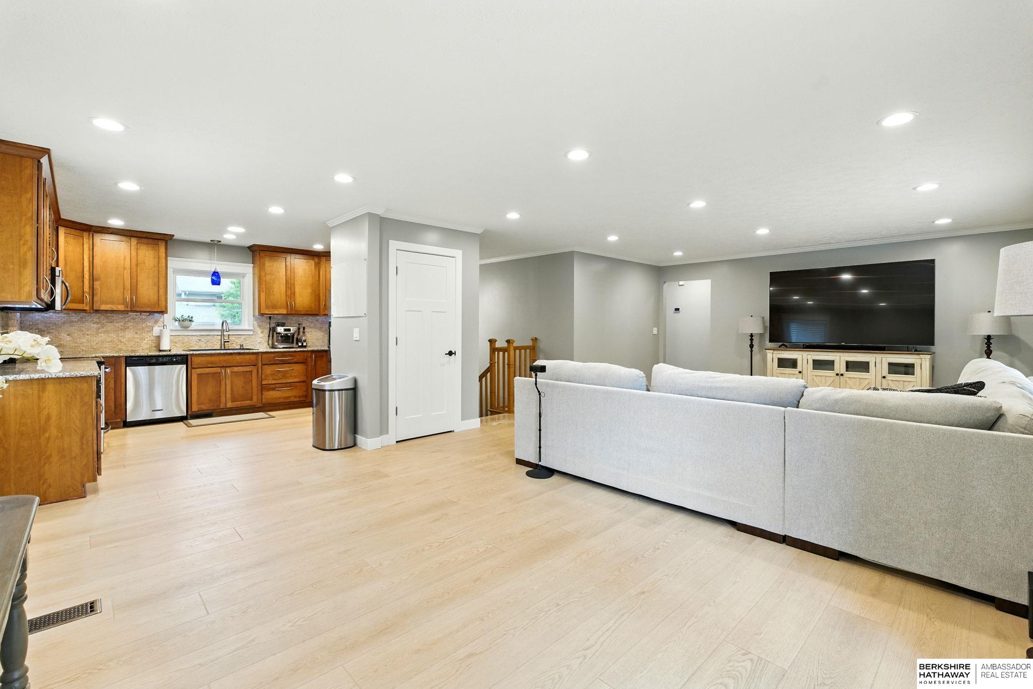 12805 Southdale Drive