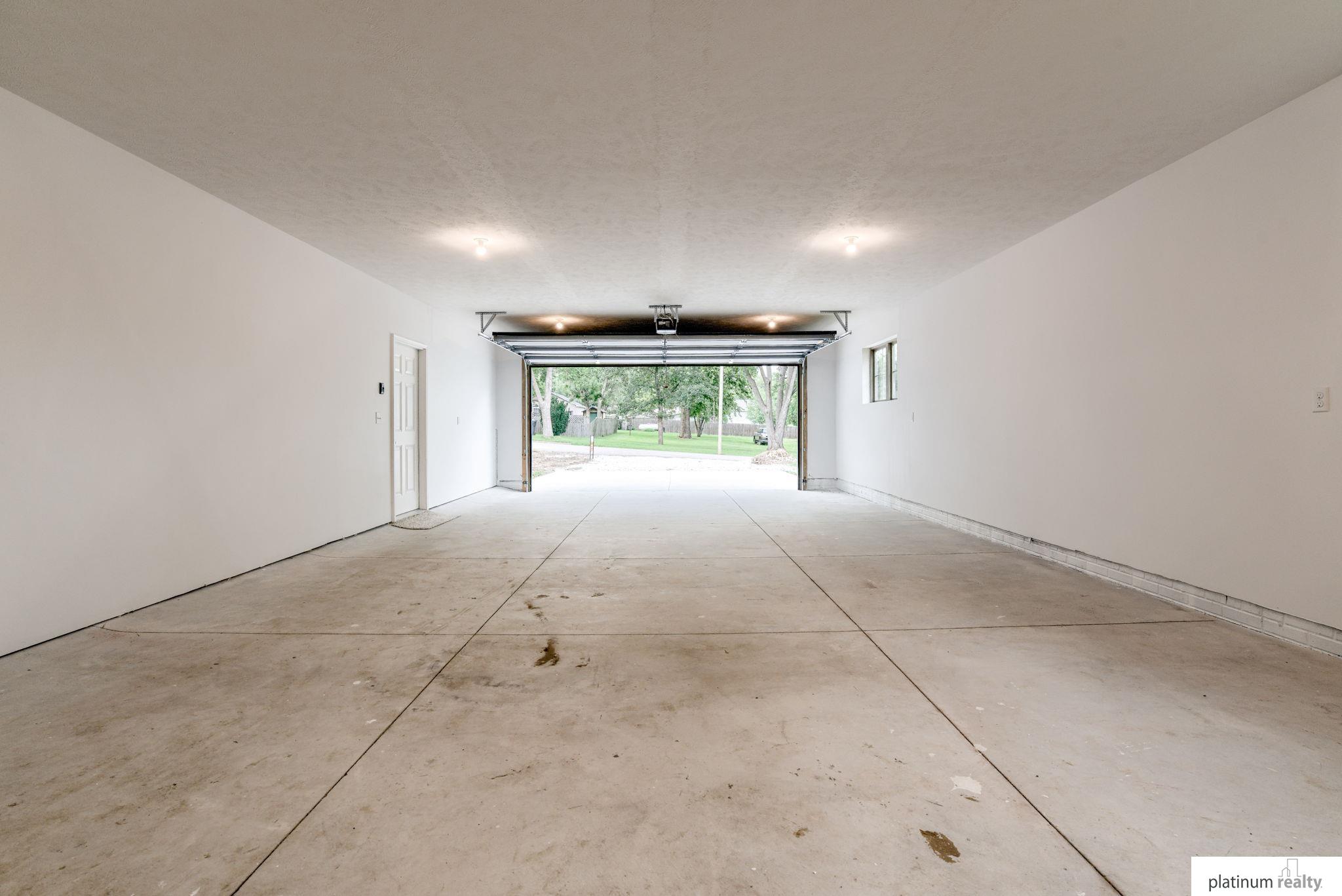 117 W Edwin Street