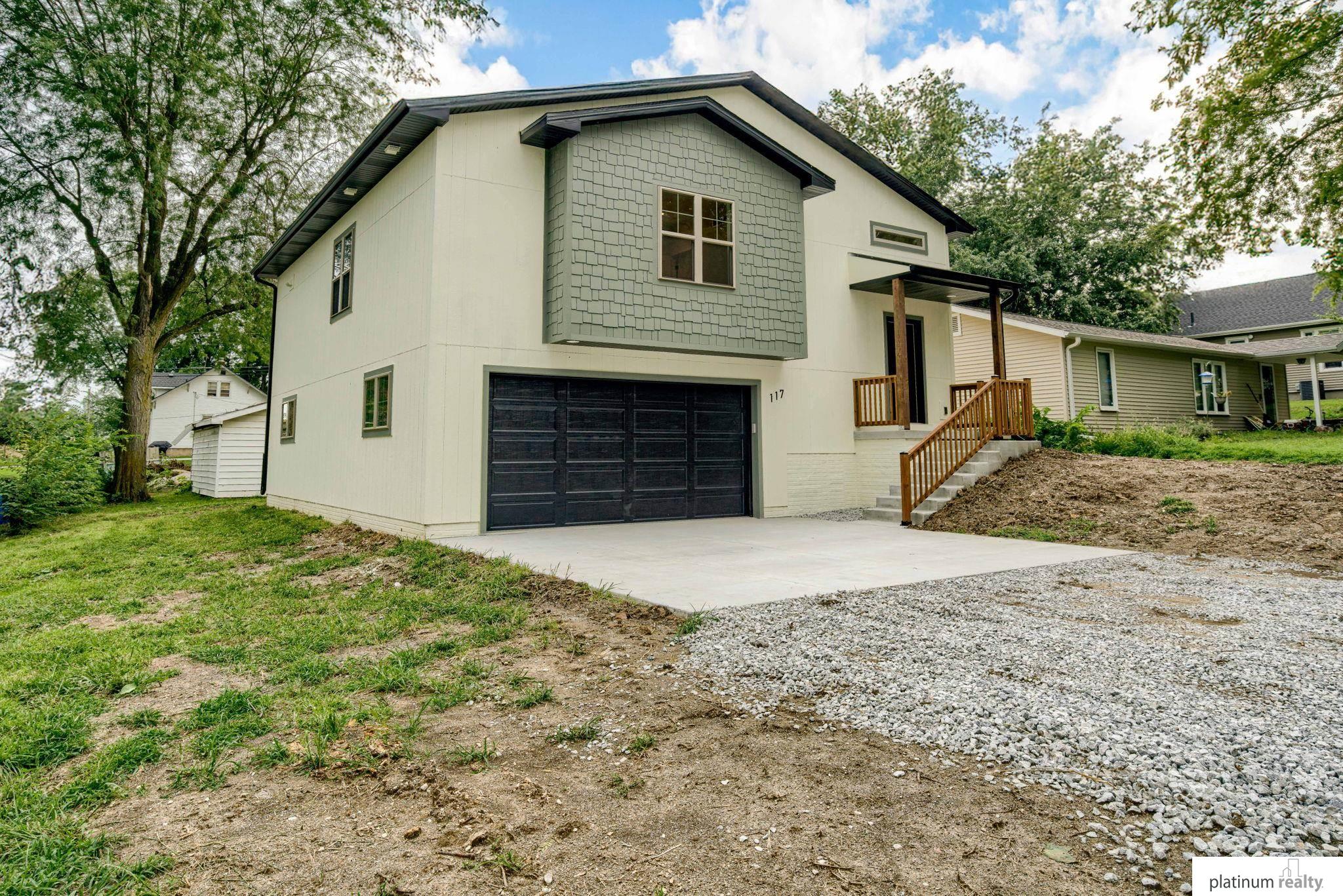 117 W Edwin Street