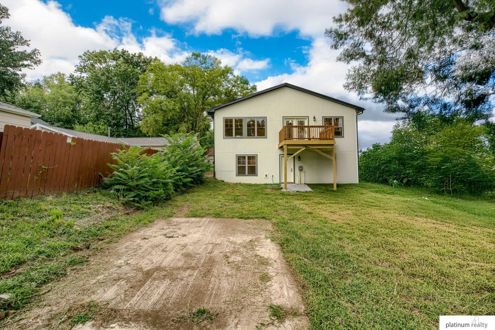117 W Edwin Street
