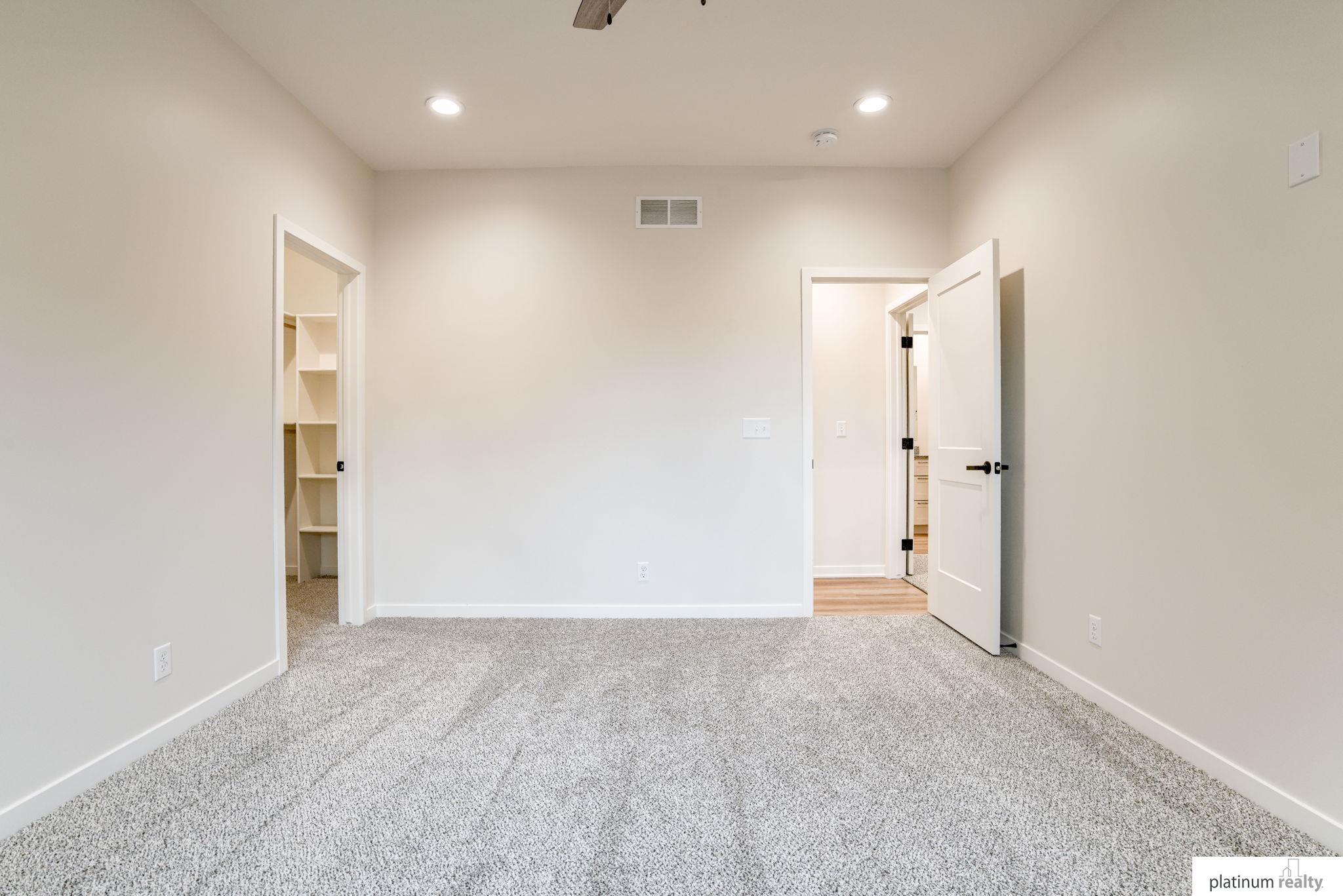 117 W Edwin Street