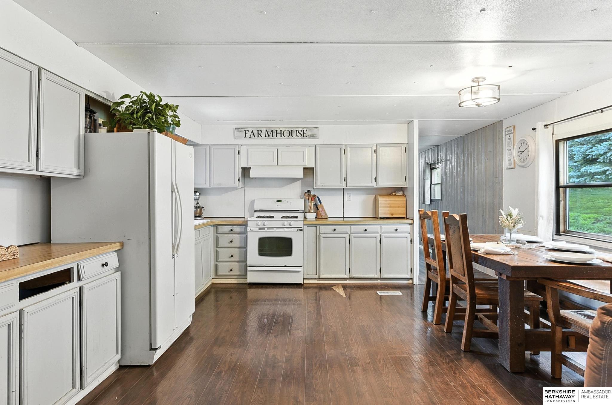 2262 Old Highway 118