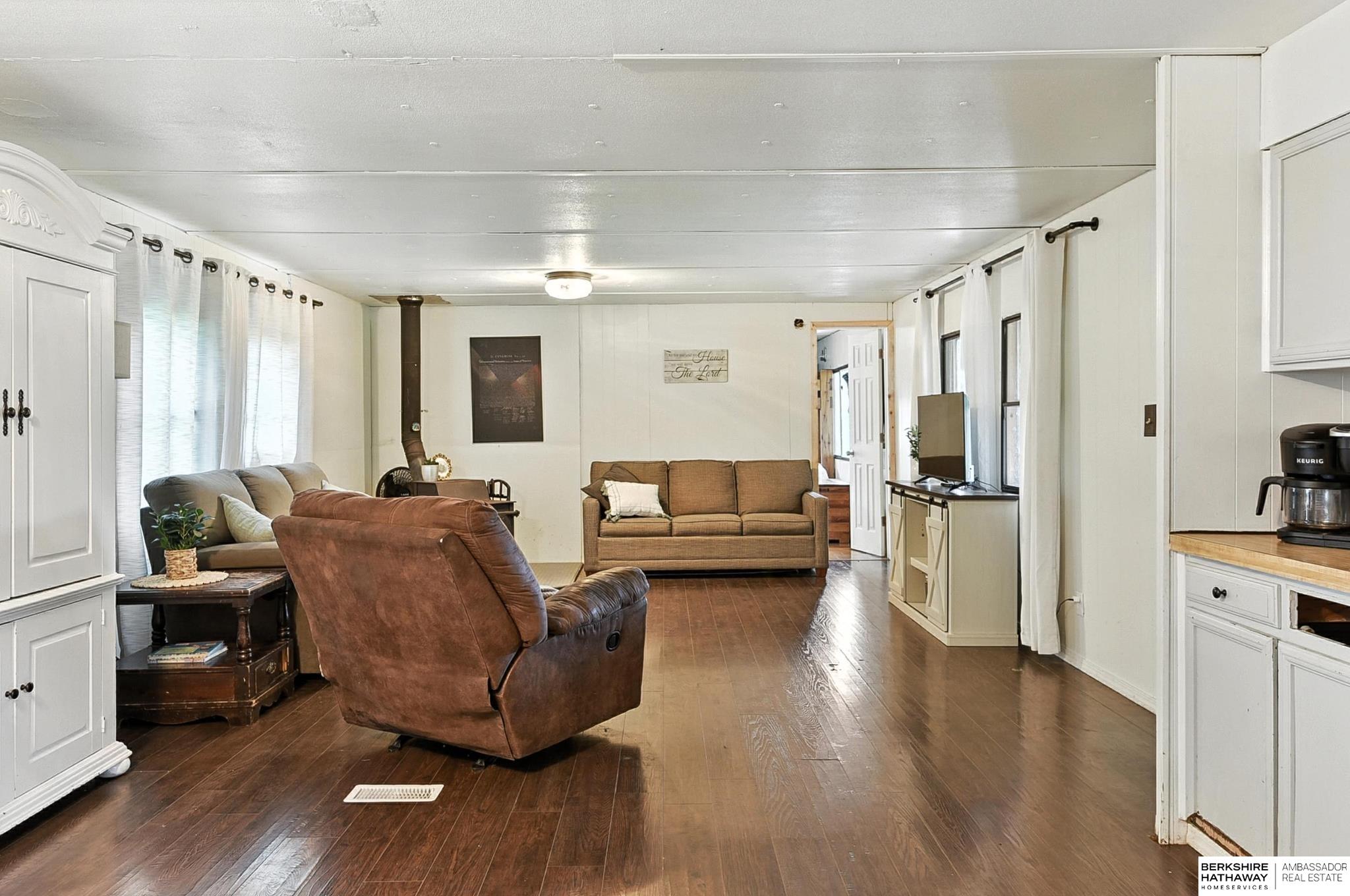 2262 Old Highway 118