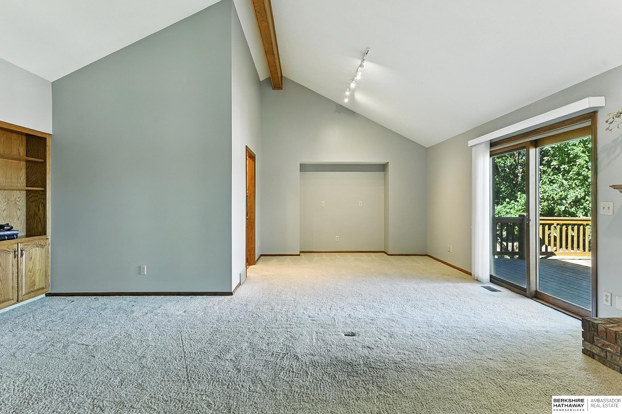 13228 Willis Circle