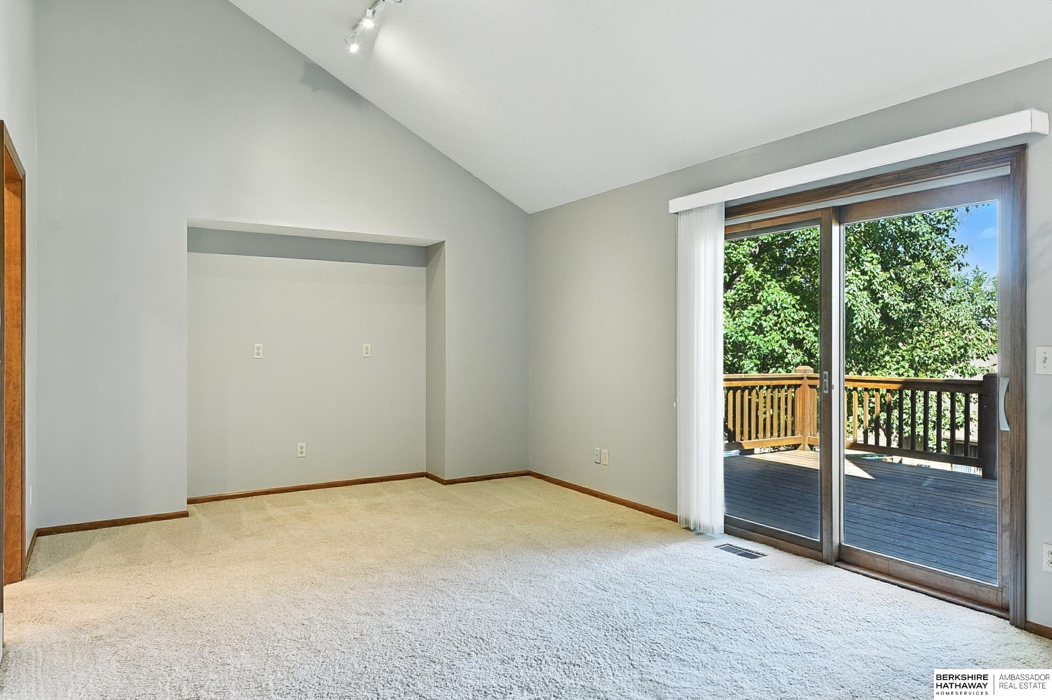 13228 Willis Circle