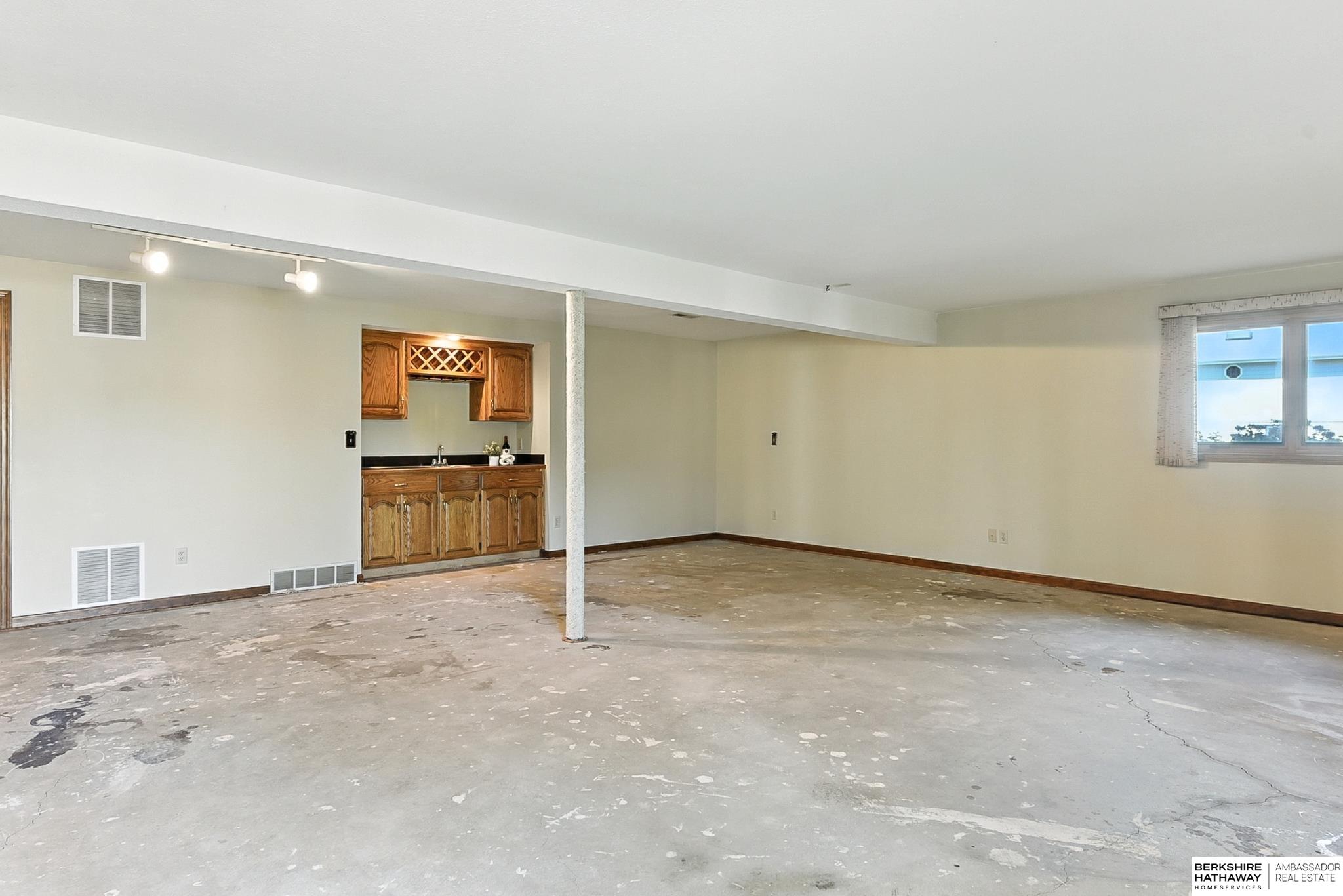 13228 Willis Circle