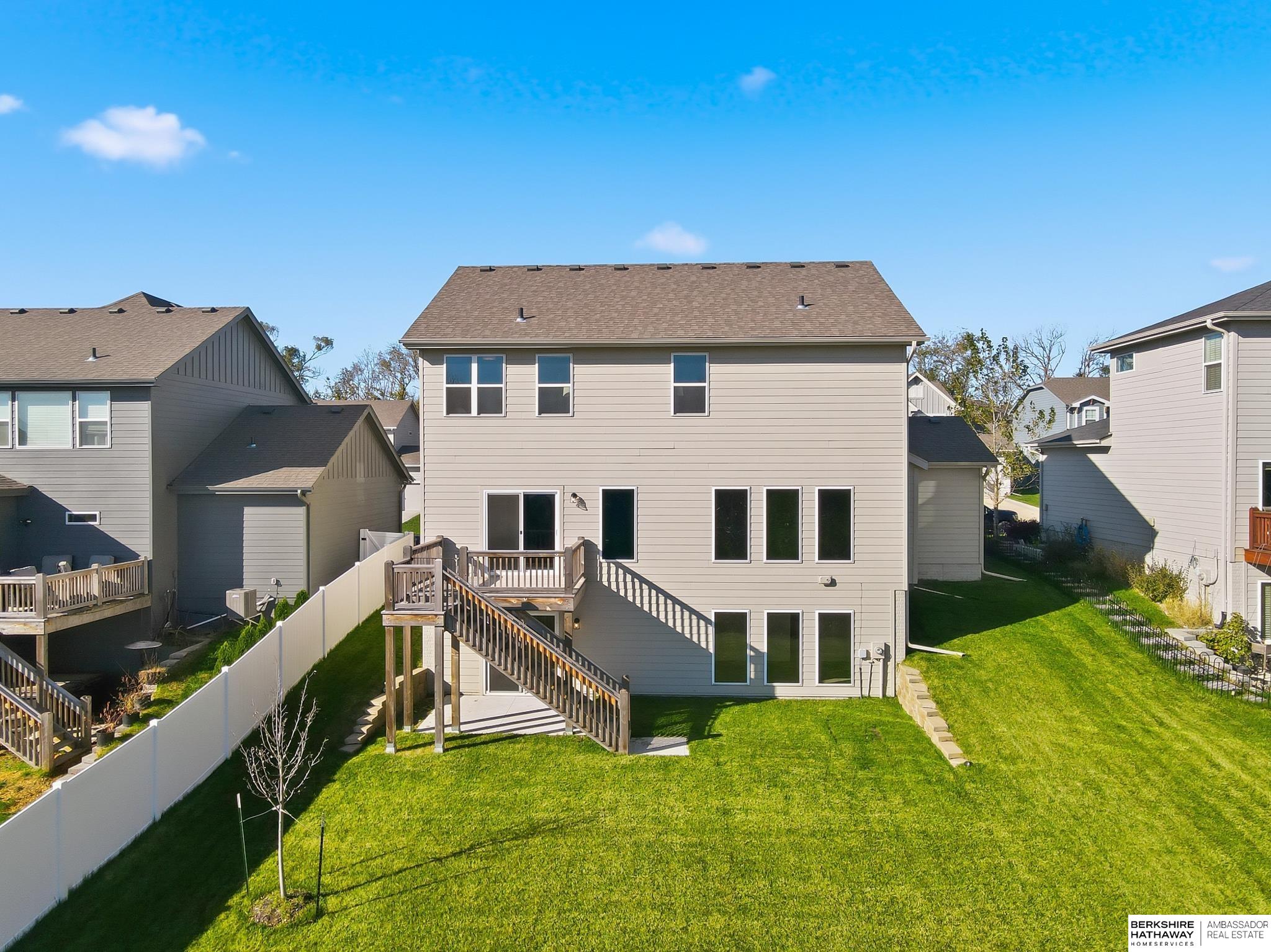 8809 N 177th Street
