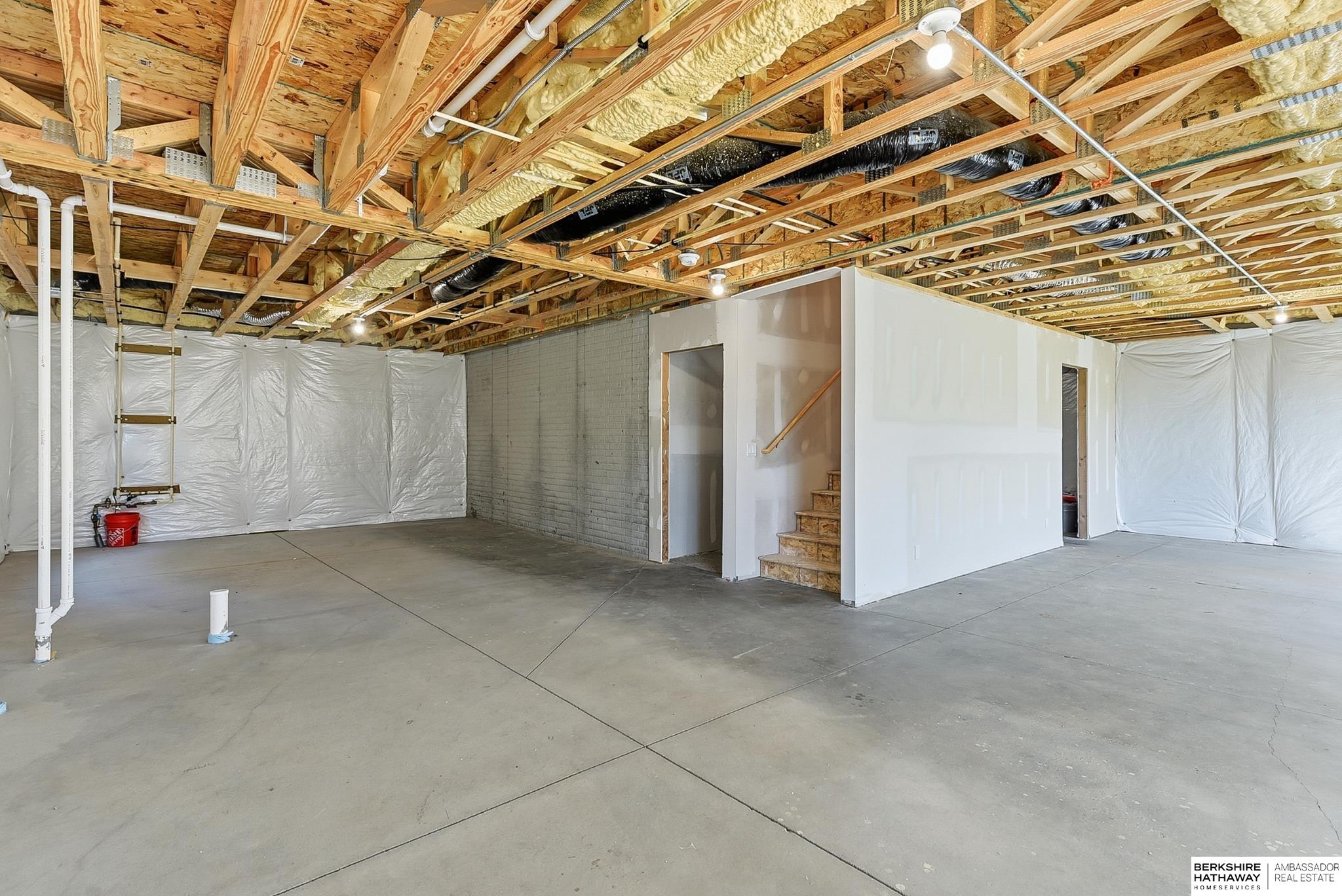 8809 N 177th Street