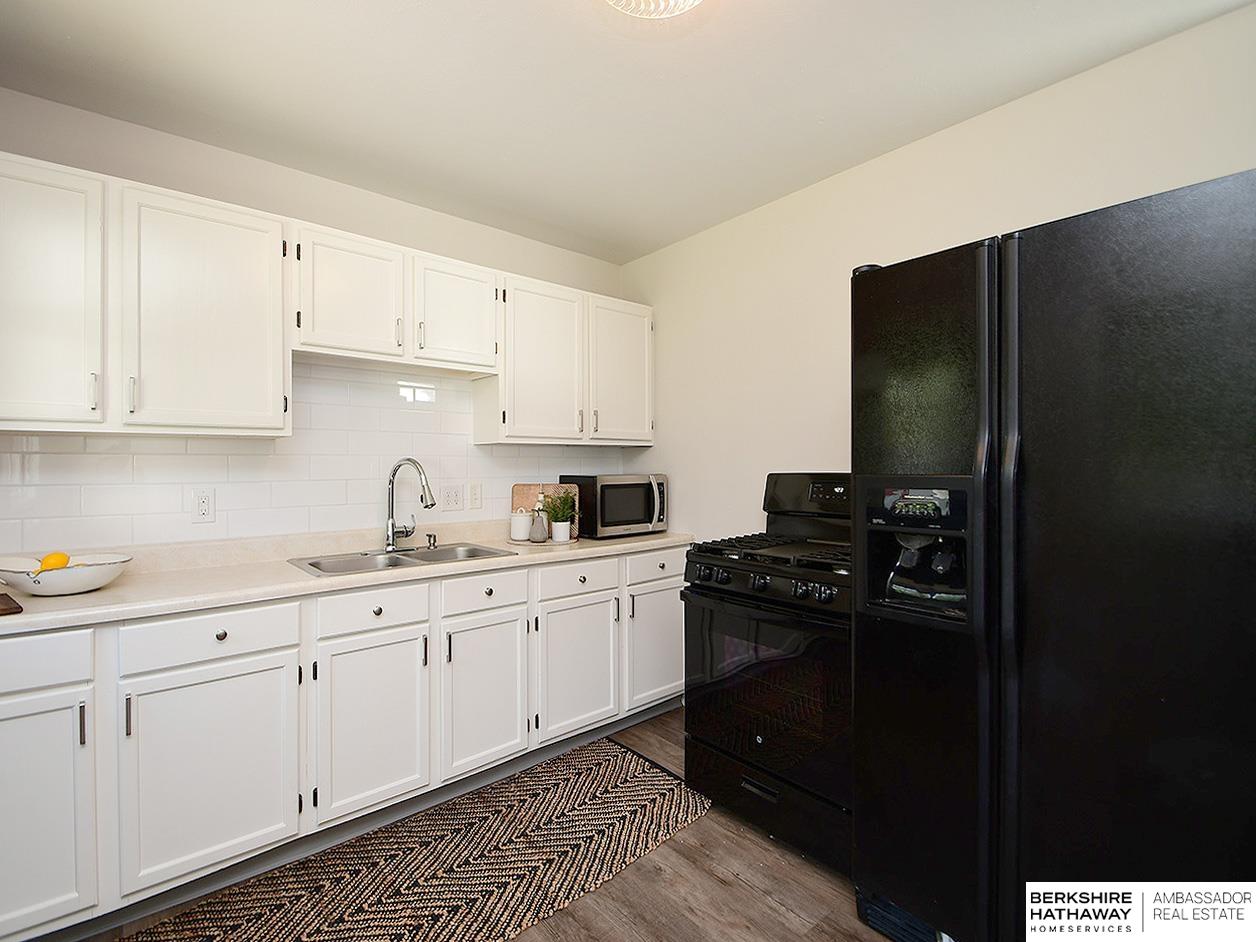 1210 N 54 Street