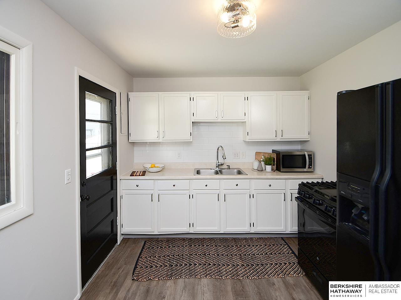 1210 N 54 Street