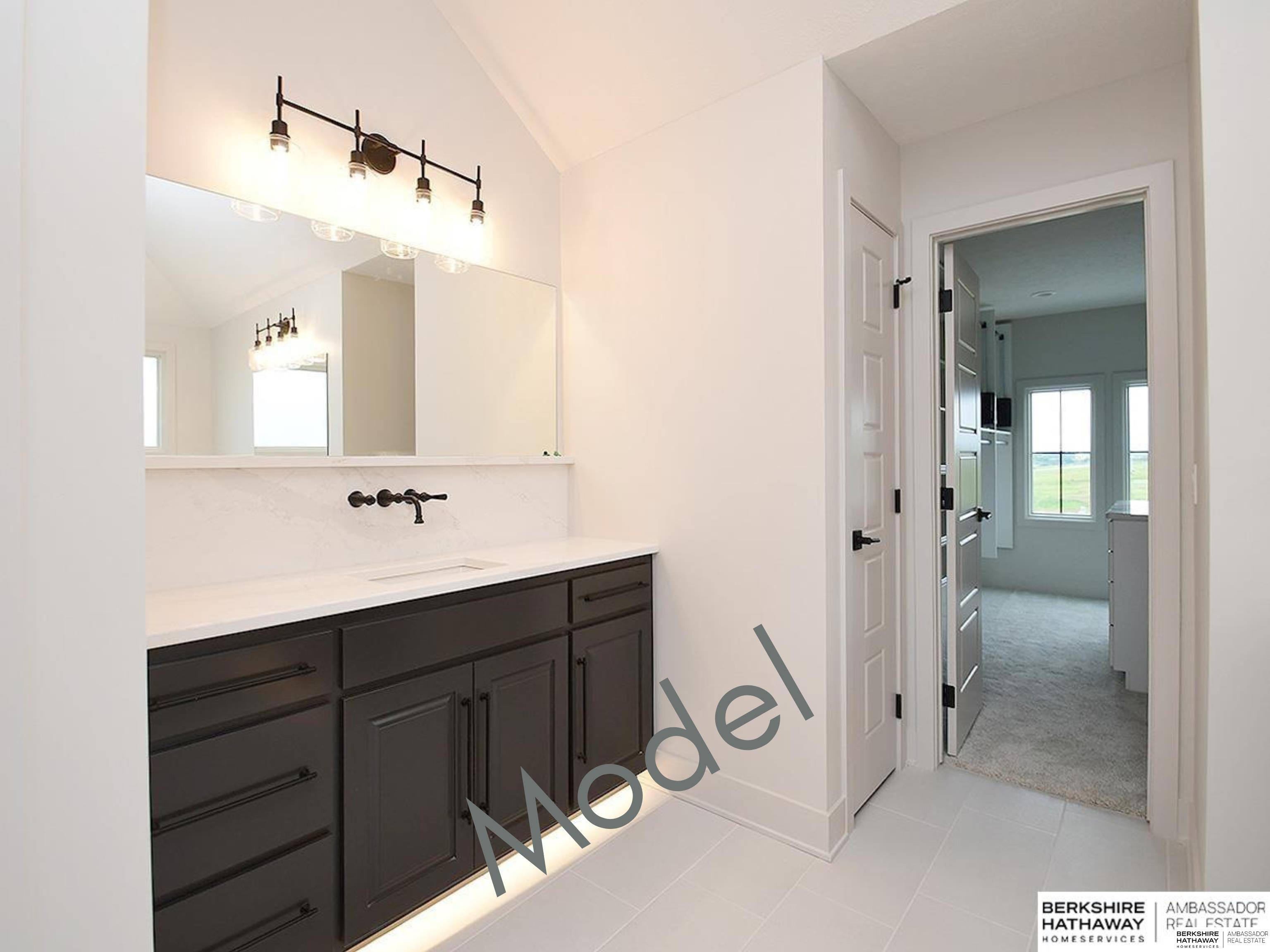 11707 Cove Hollow Drive