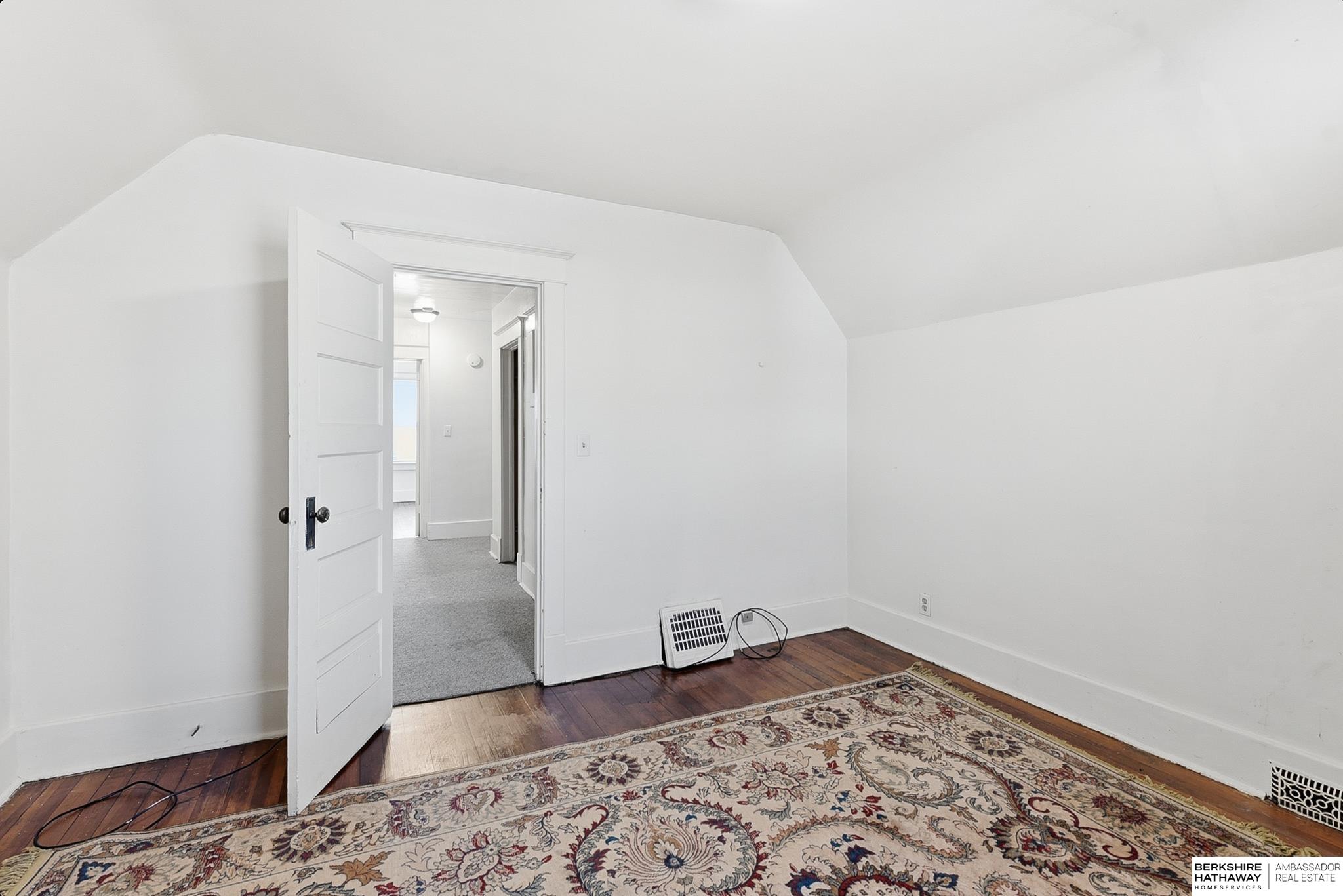 2933 Charles Street