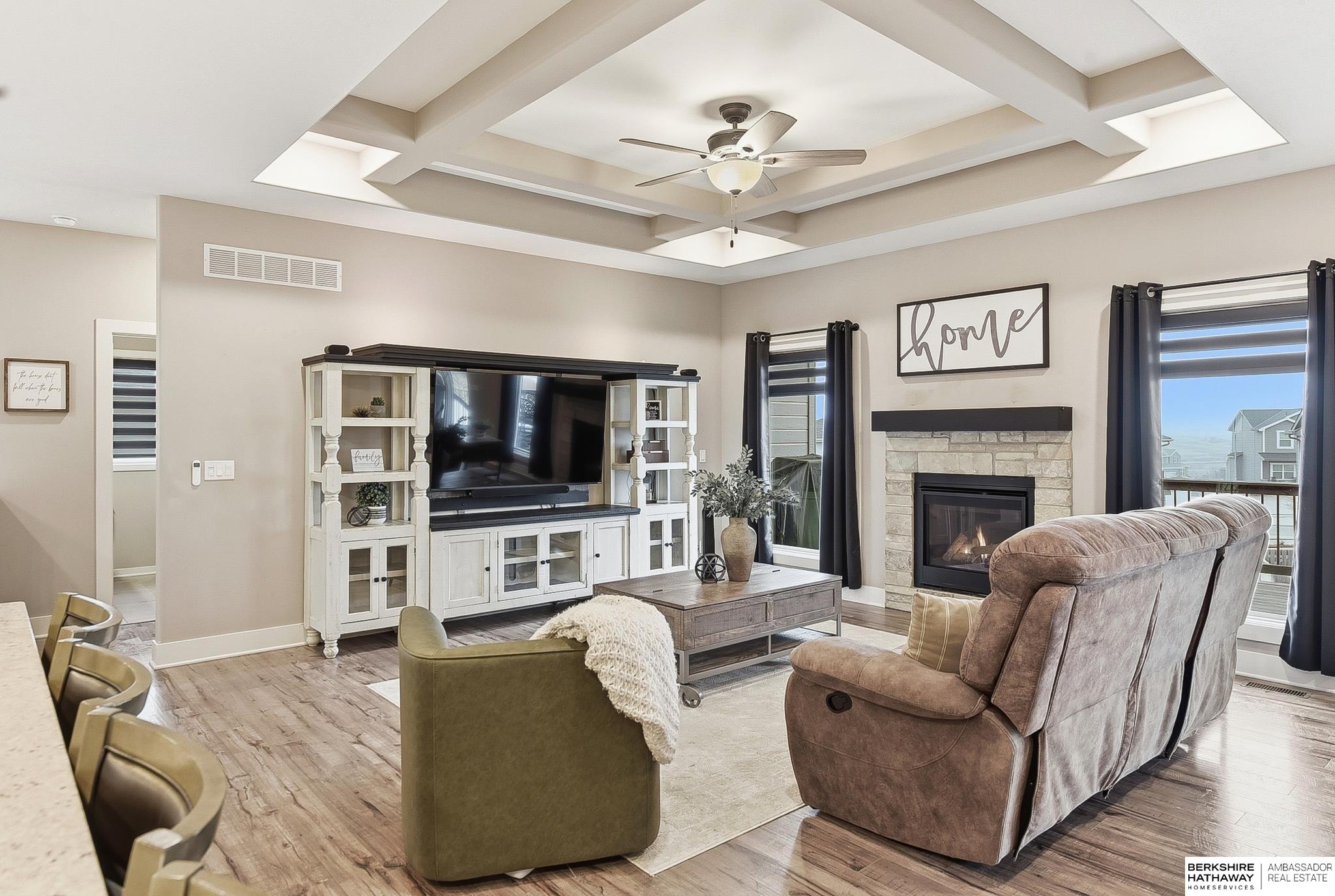 17122 Potter Street