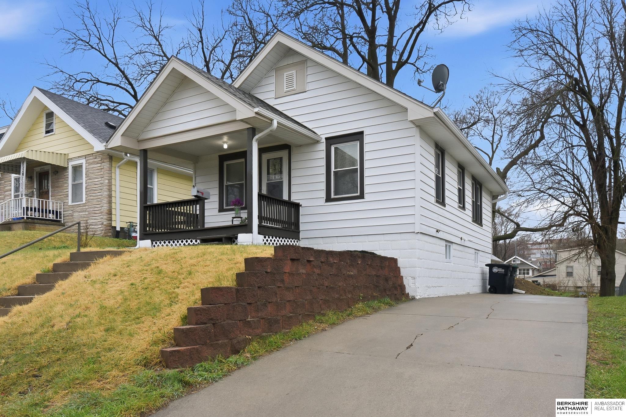 2922 N 49th Street
