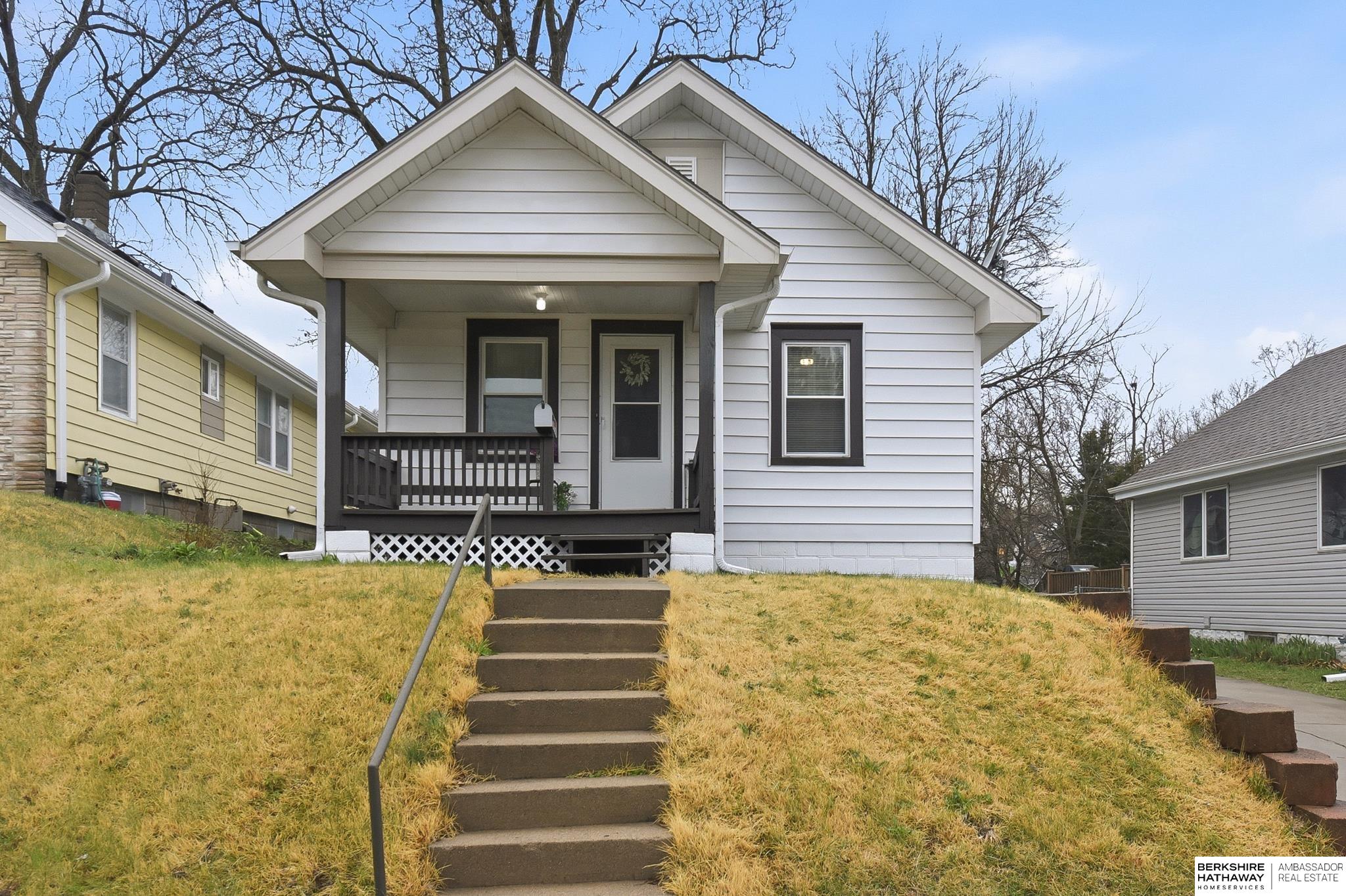 2922 N 49th Street