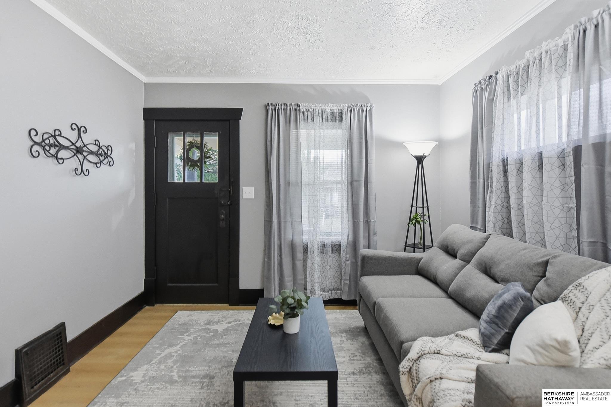 2922 N 49th Street