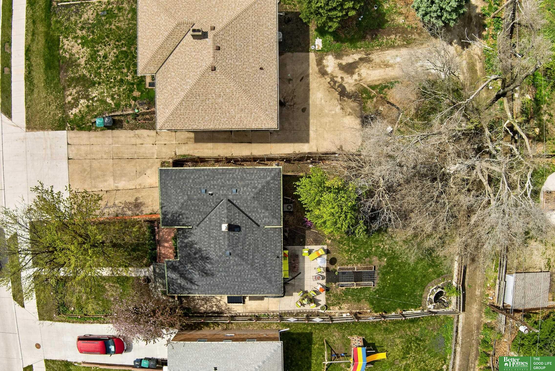 6814 Maple Street