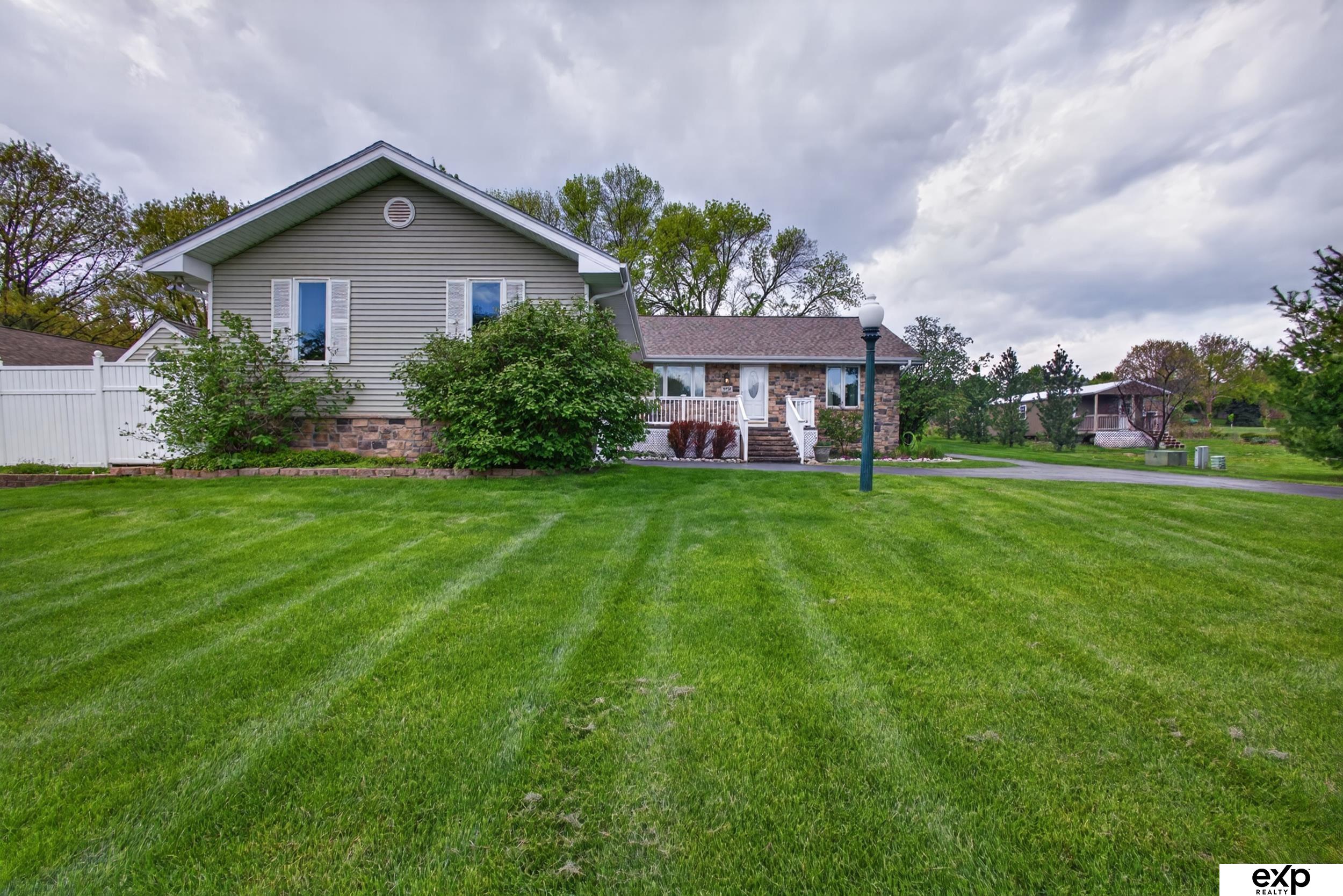 5732 S 185th Street