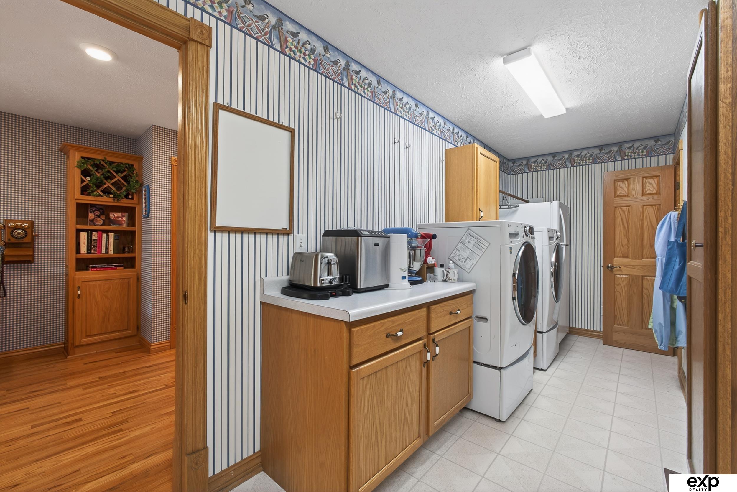 5732 S 185th Street