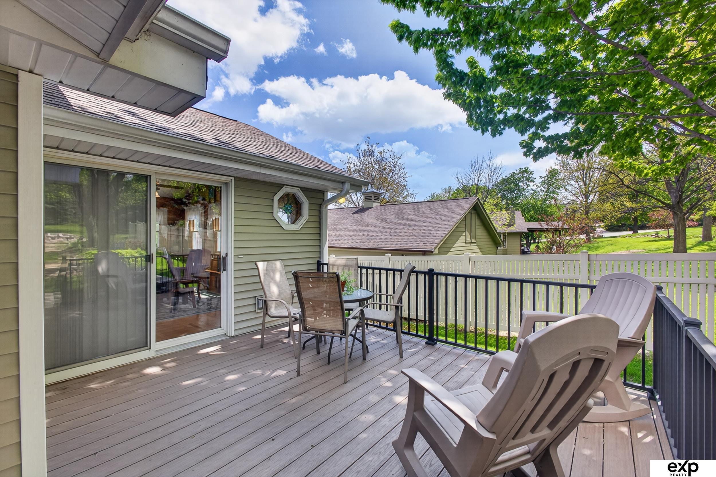 5732 S 185th Street