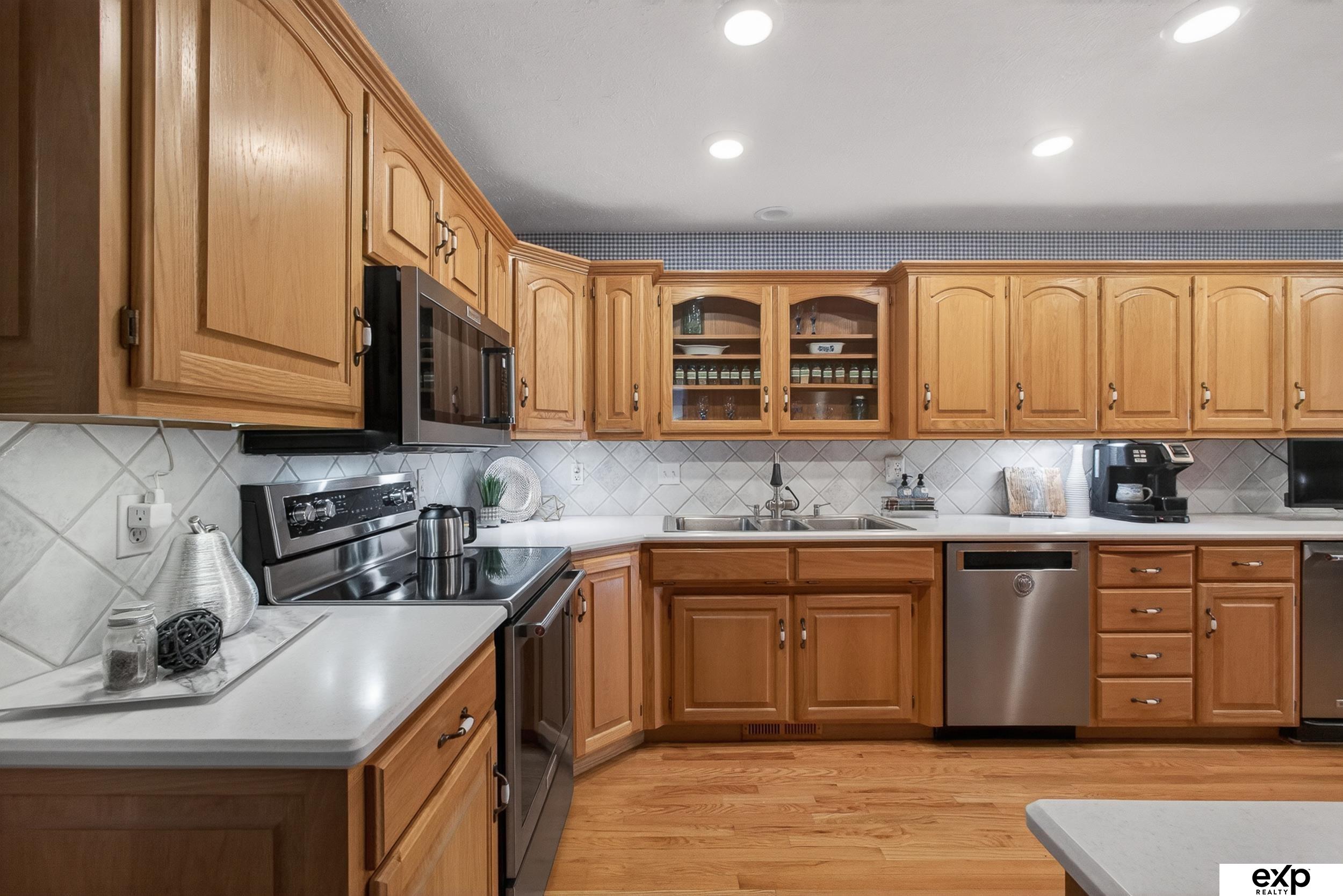 5732 S 185th Street