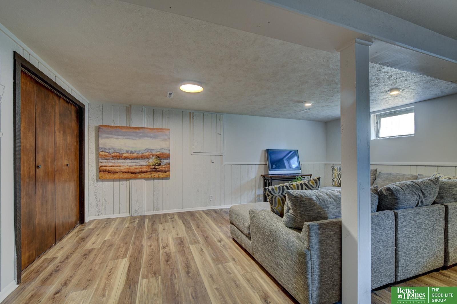 14048 Pierce Street