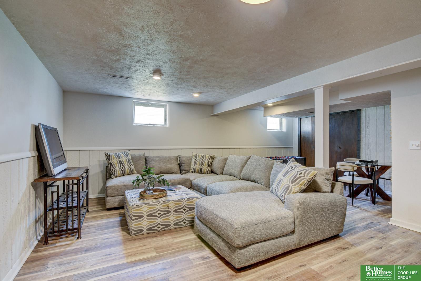 14048 Pierce Street