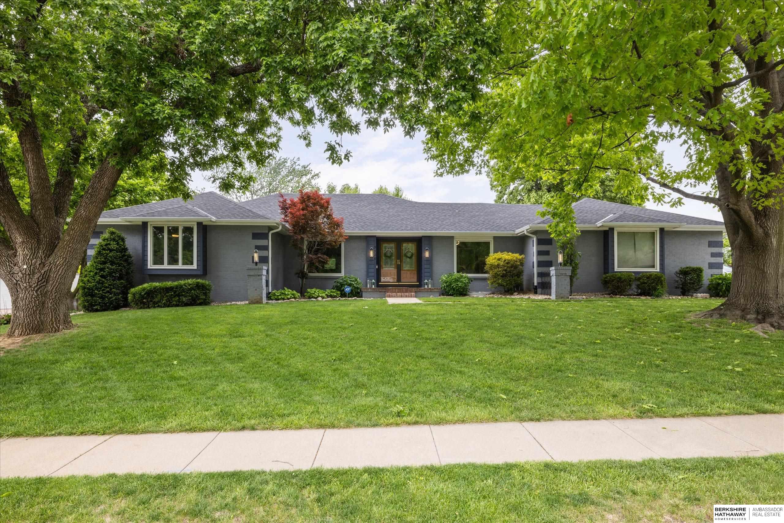 5526 S 124th Street