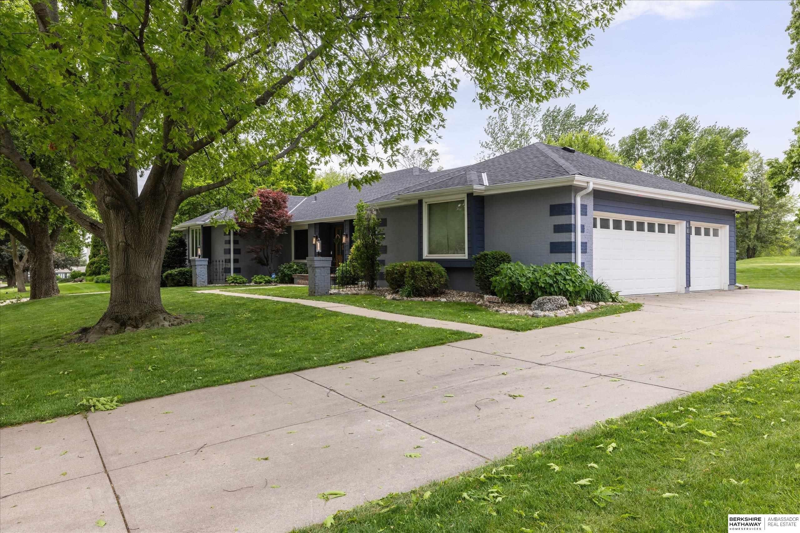 5526 S 124th Street