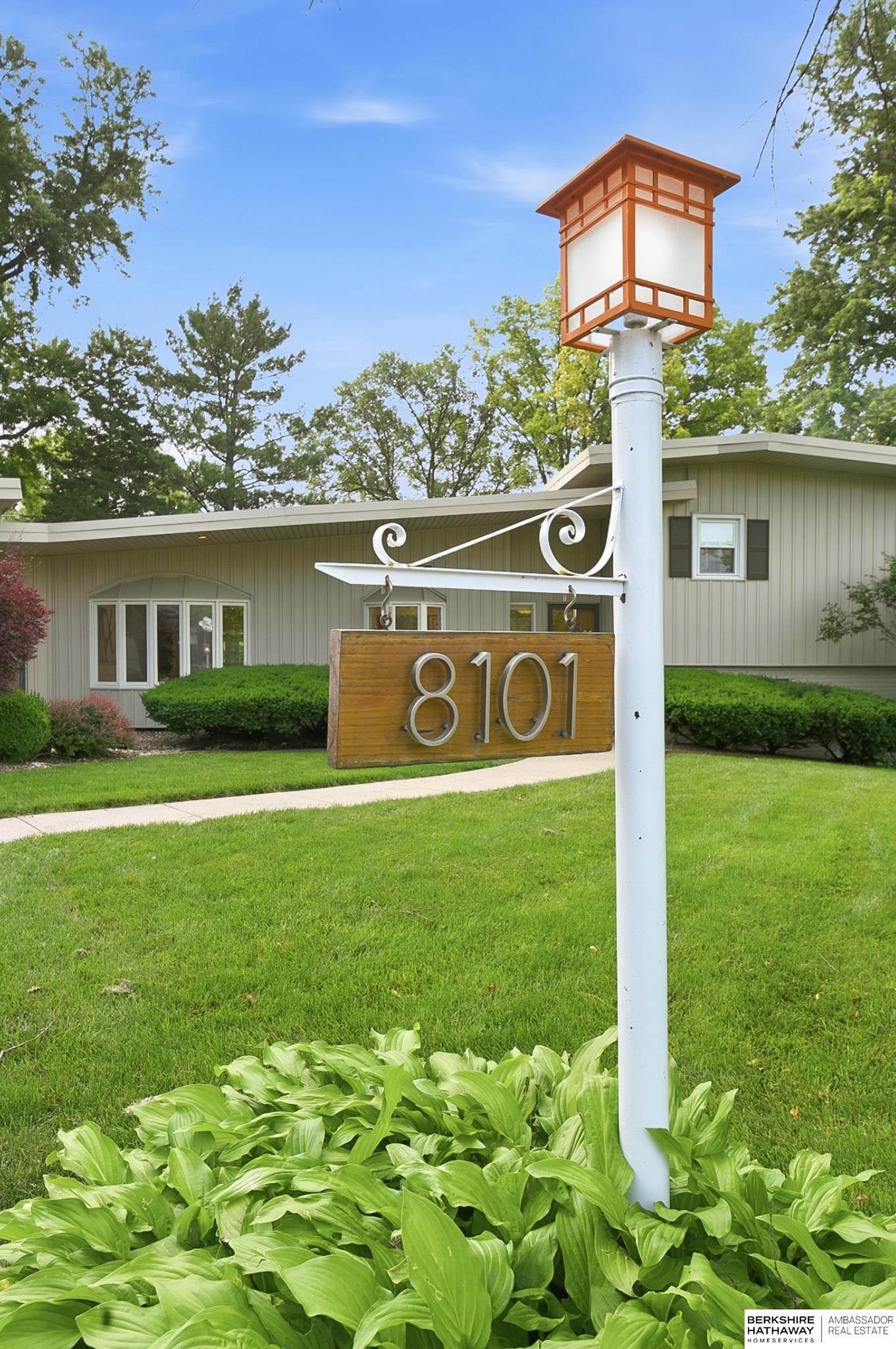 8101 Walnut Circle
