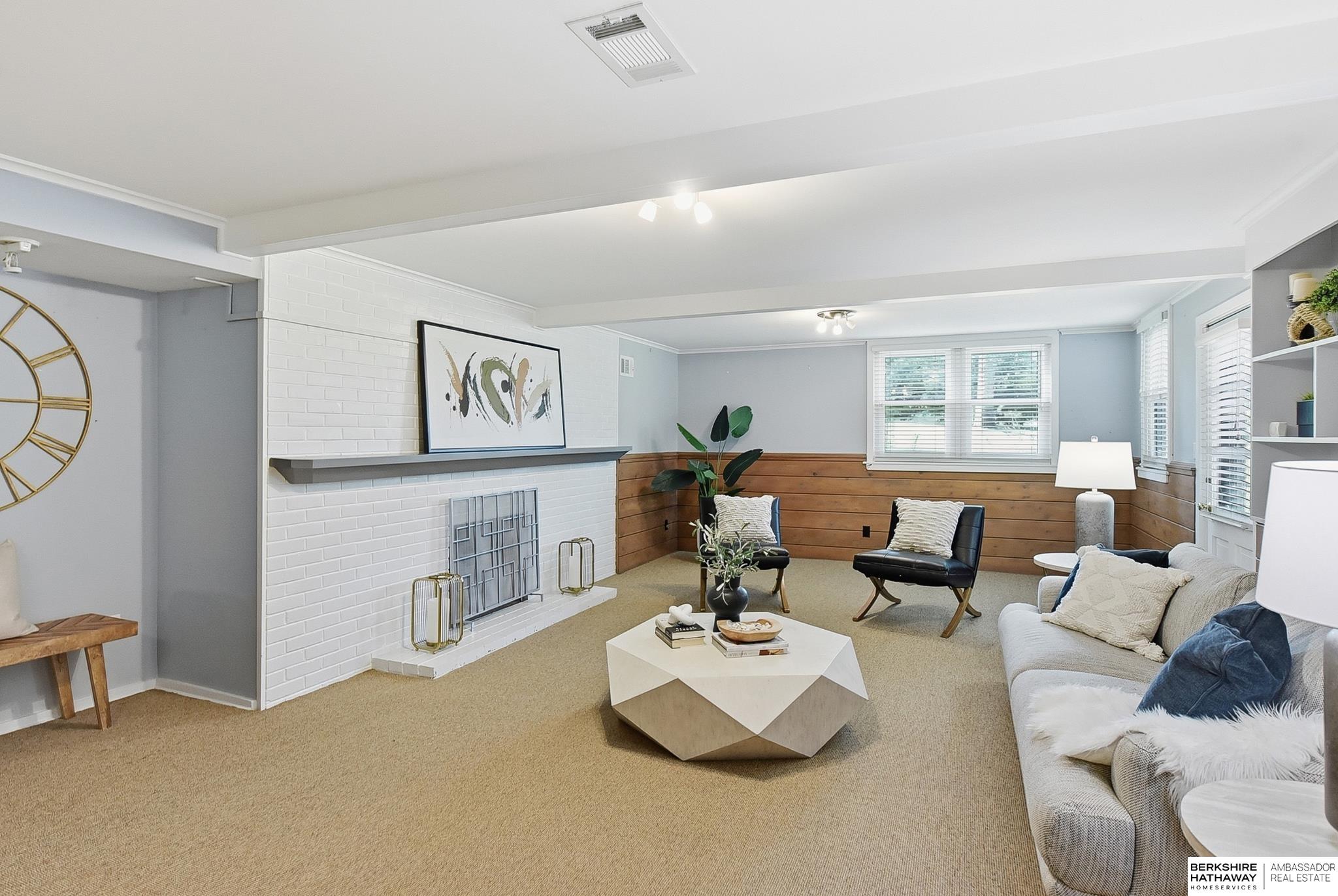 8101 Walnut Circle
