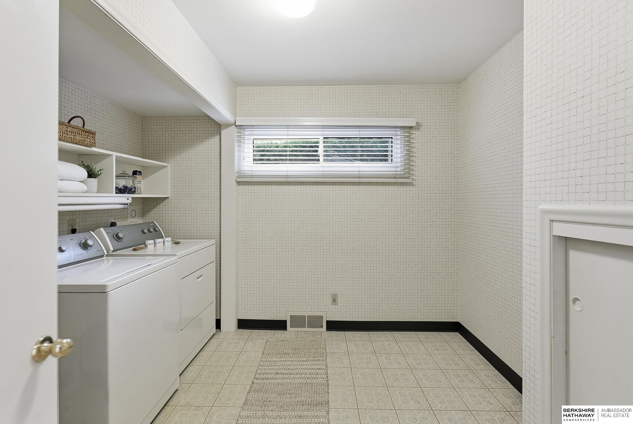 8101 Walnut Circle