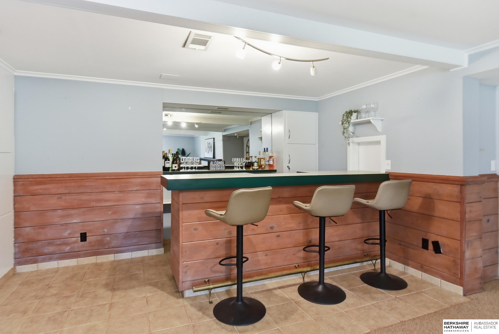 8101 Walnut Circle
