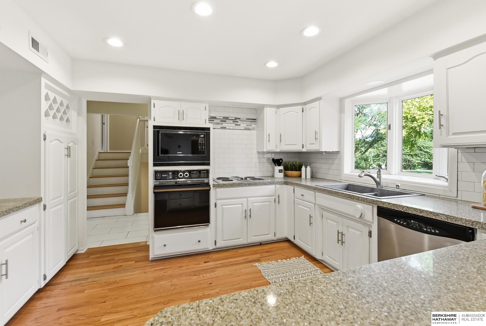 8101 Walnut Circle