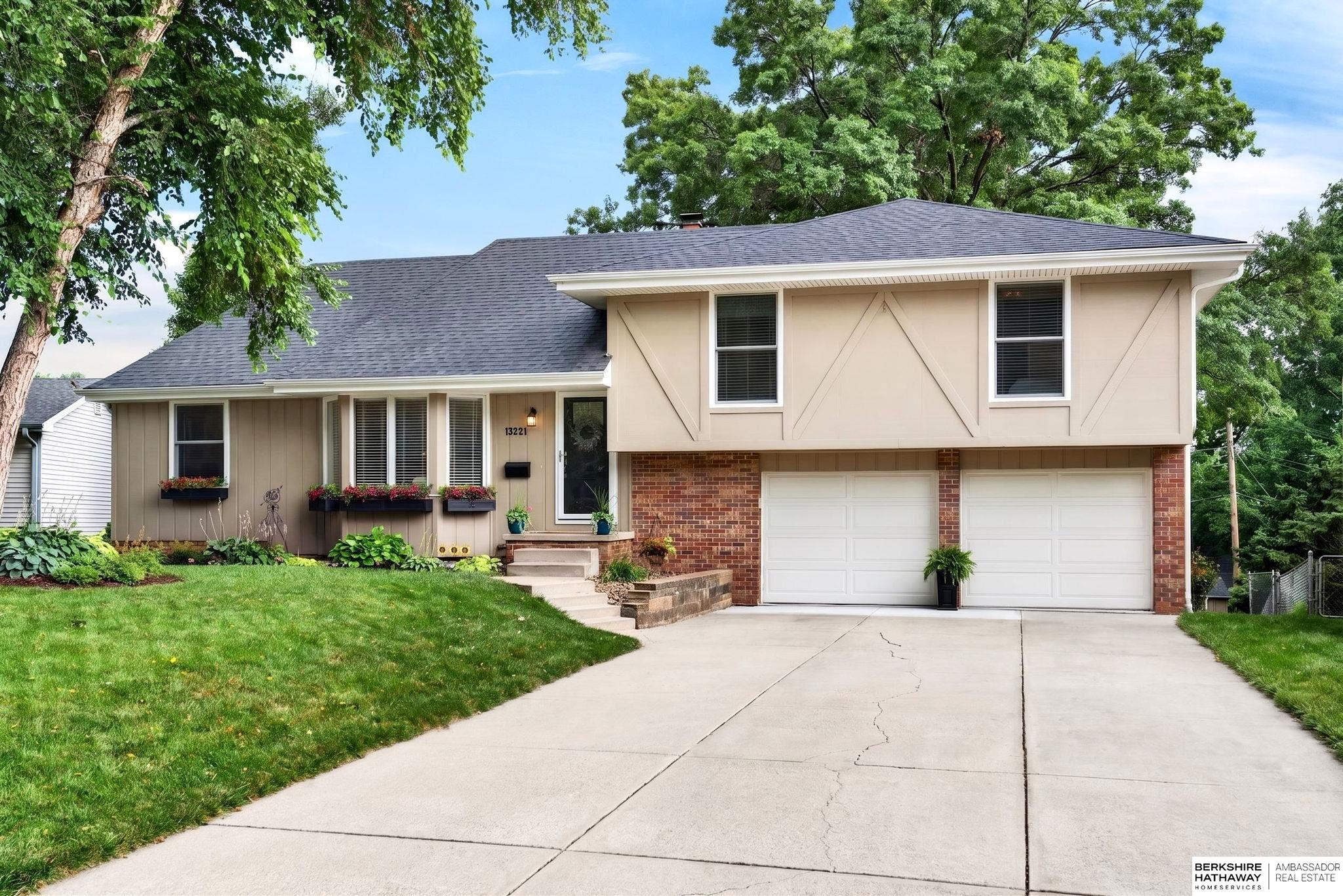 13221 Cedar Circle