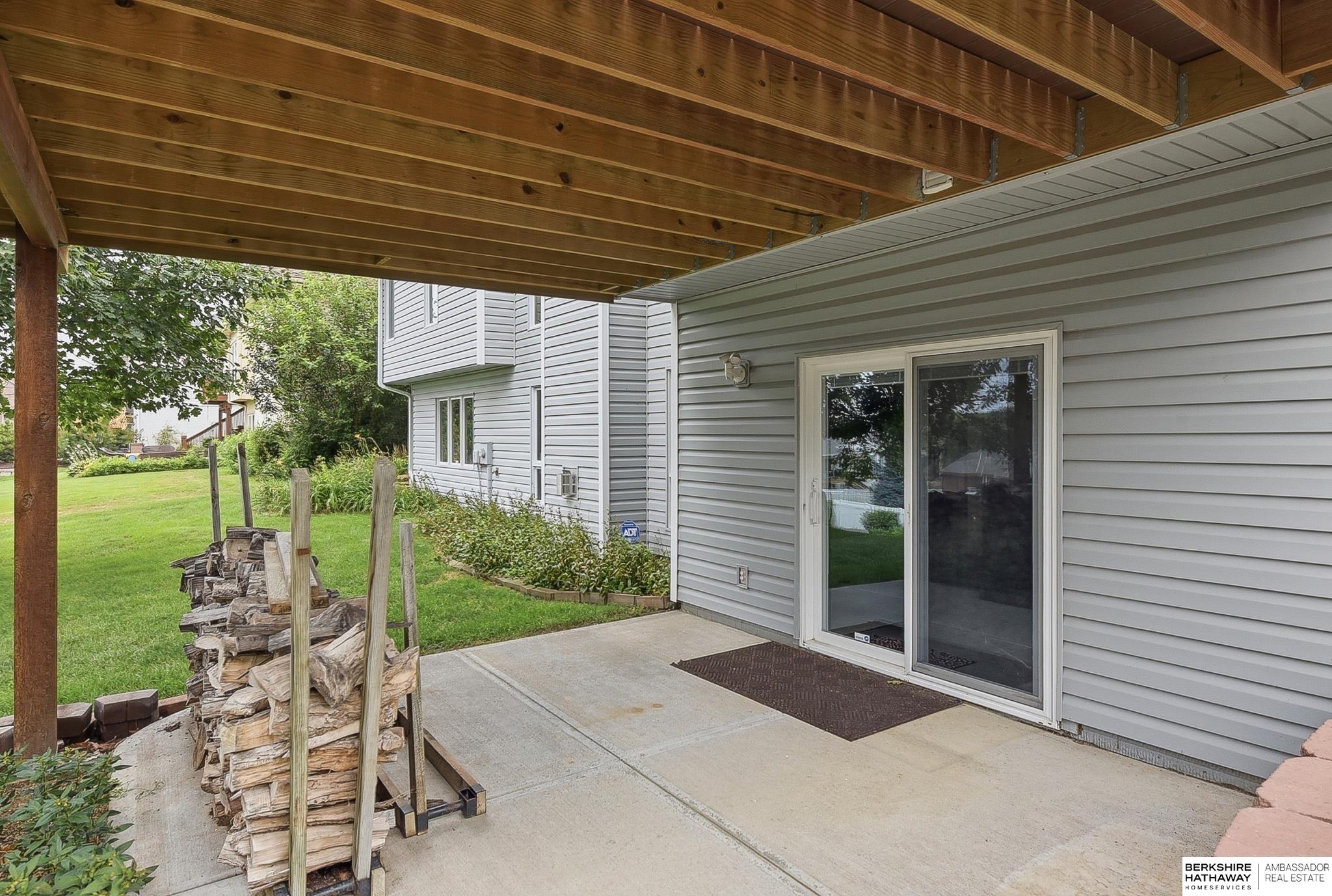 7322 S 93rd Street