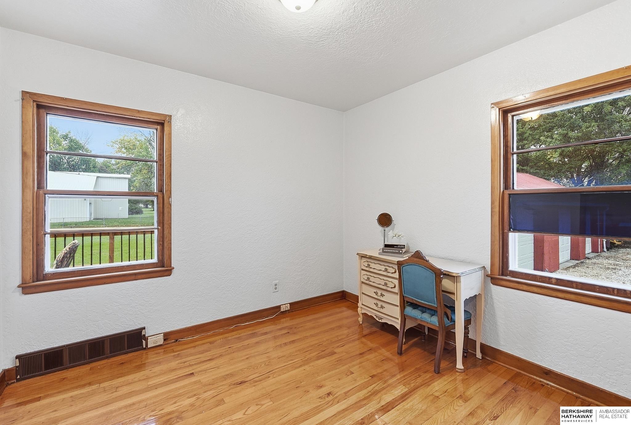 430 W 11th Street