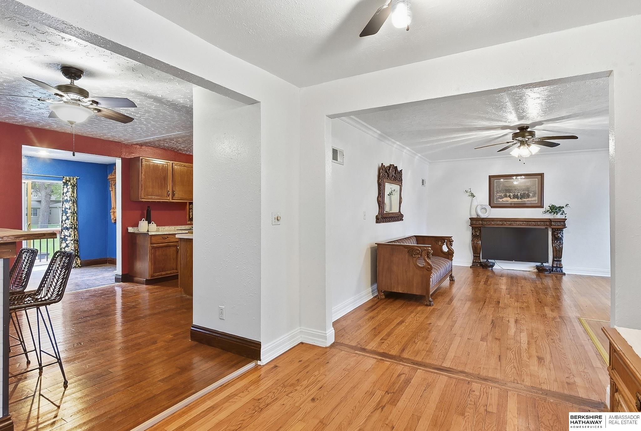 430 W 11th Street