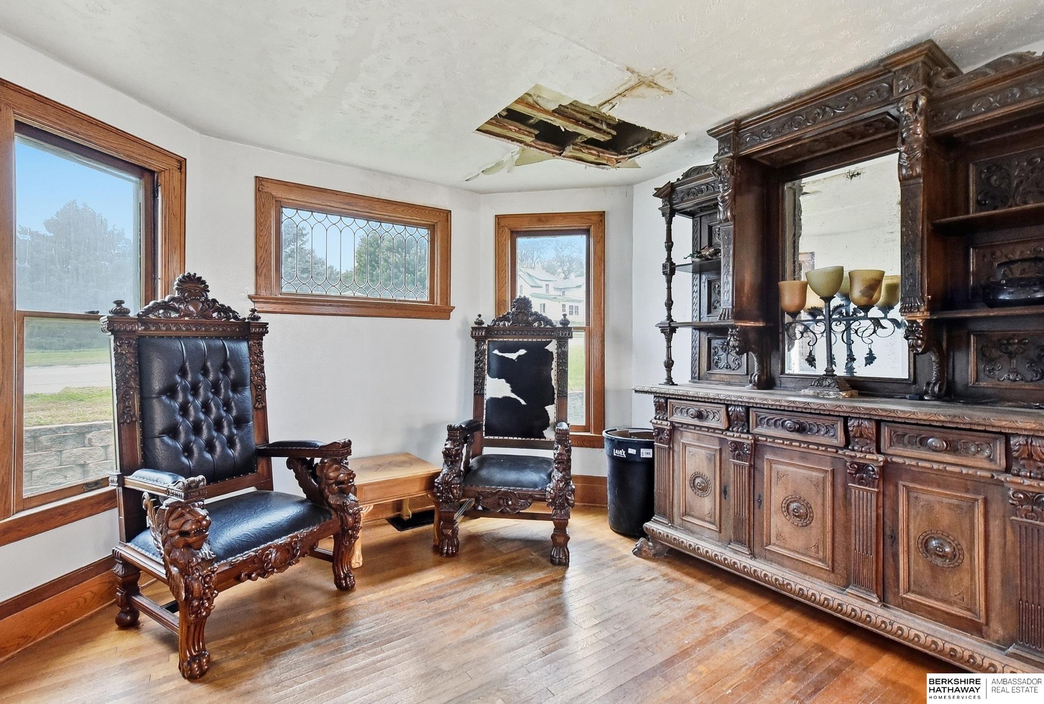 652 W 7th Street