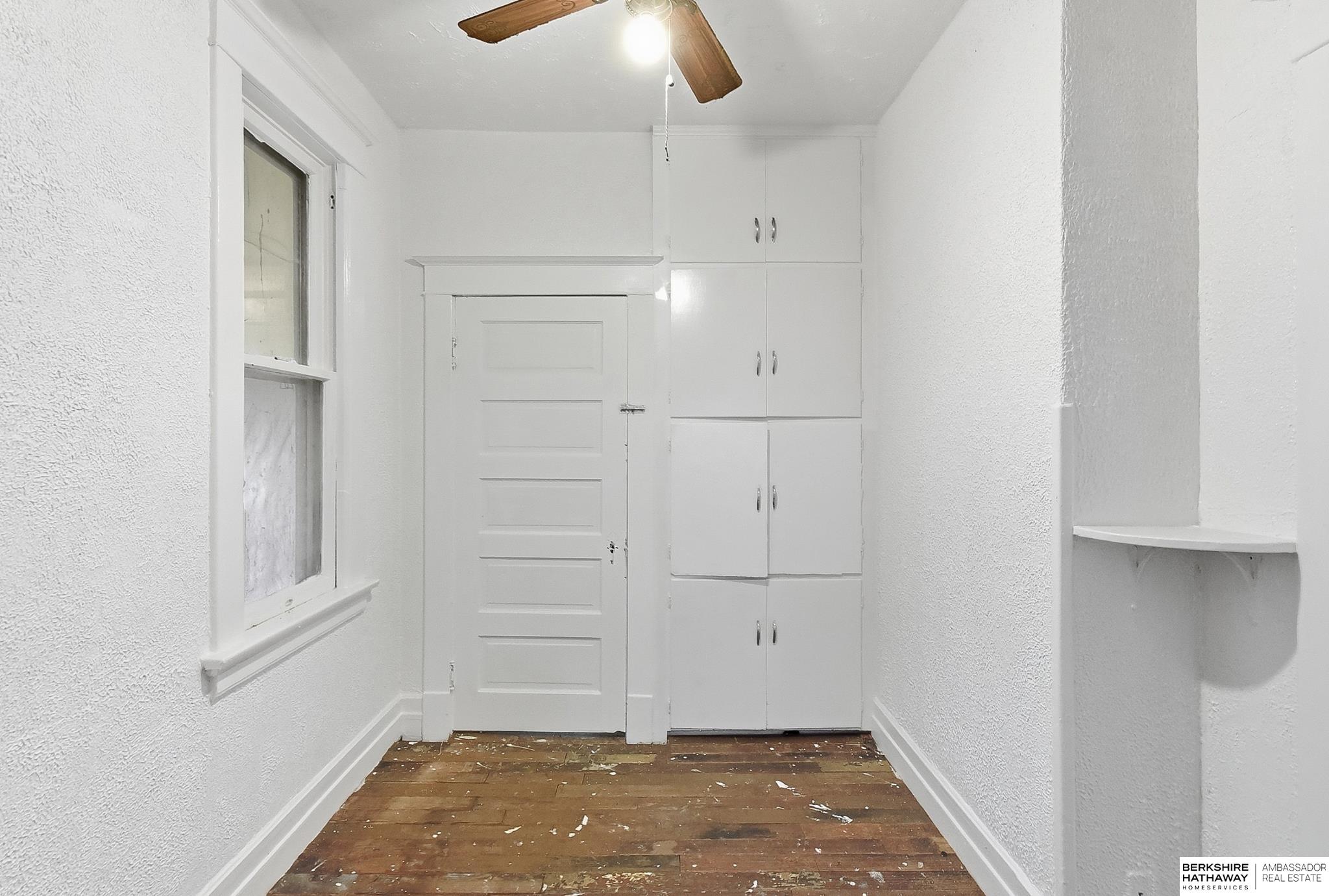 652 W 7th Street