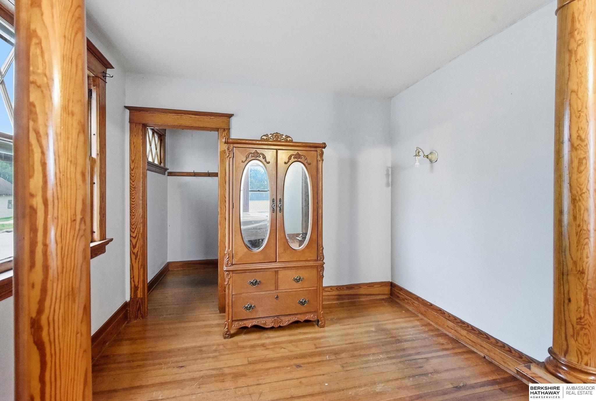 652 W 7th Street