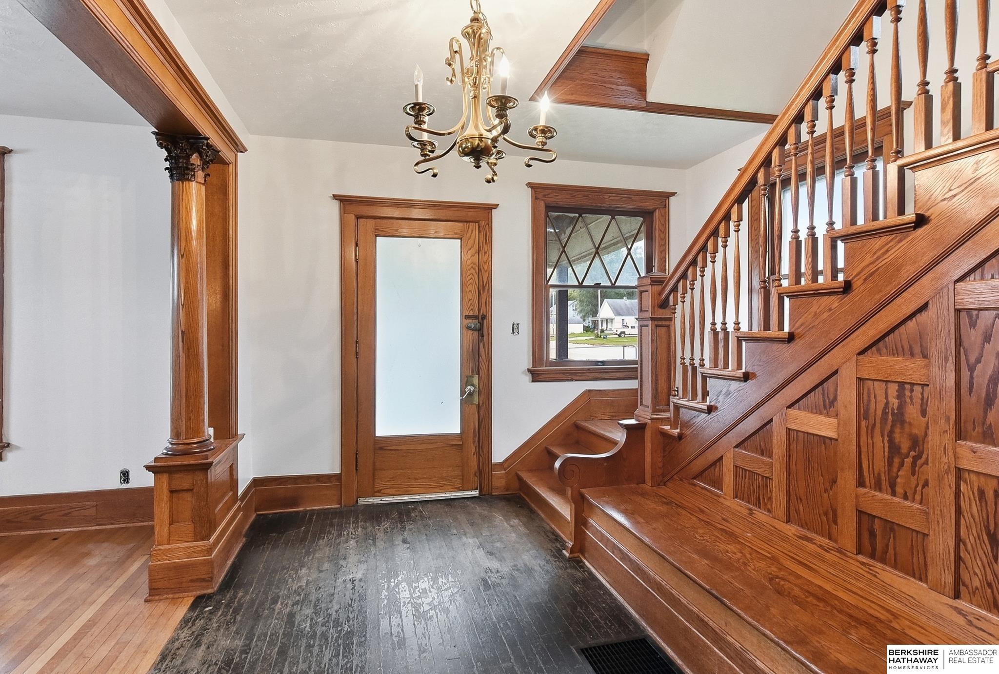 652 W 7th Street