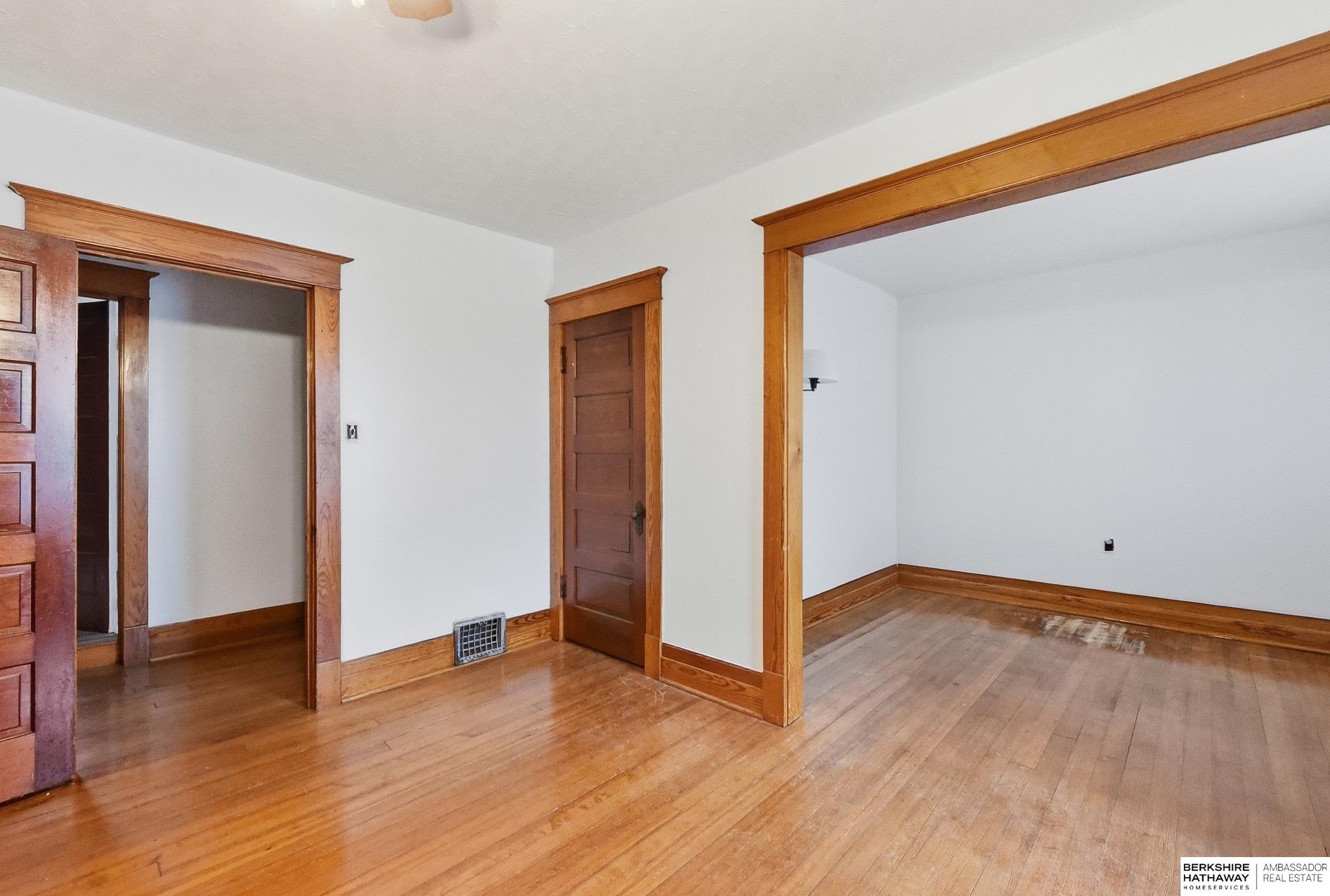 652 W 7th Street