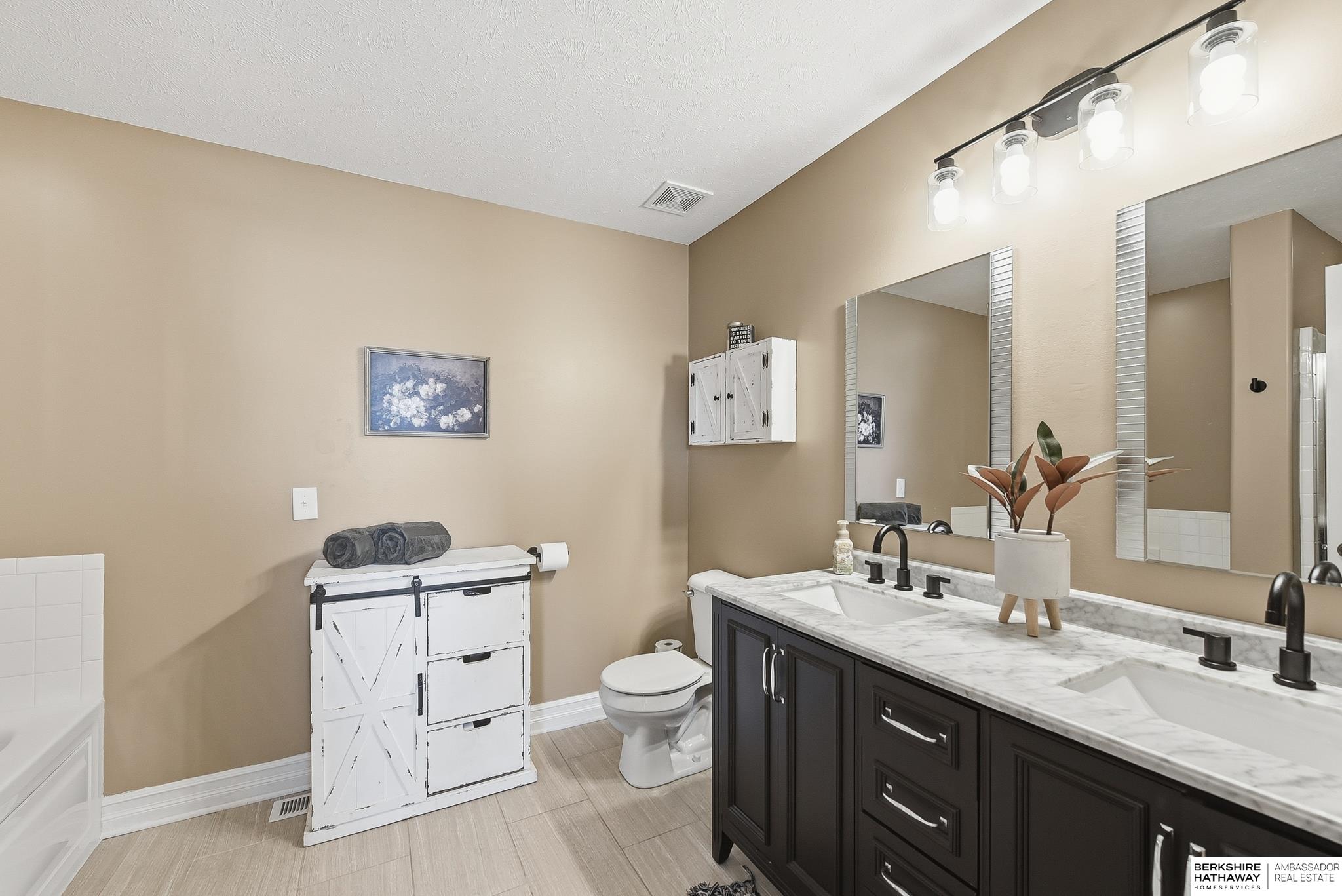 10212 Rosewater Parkway