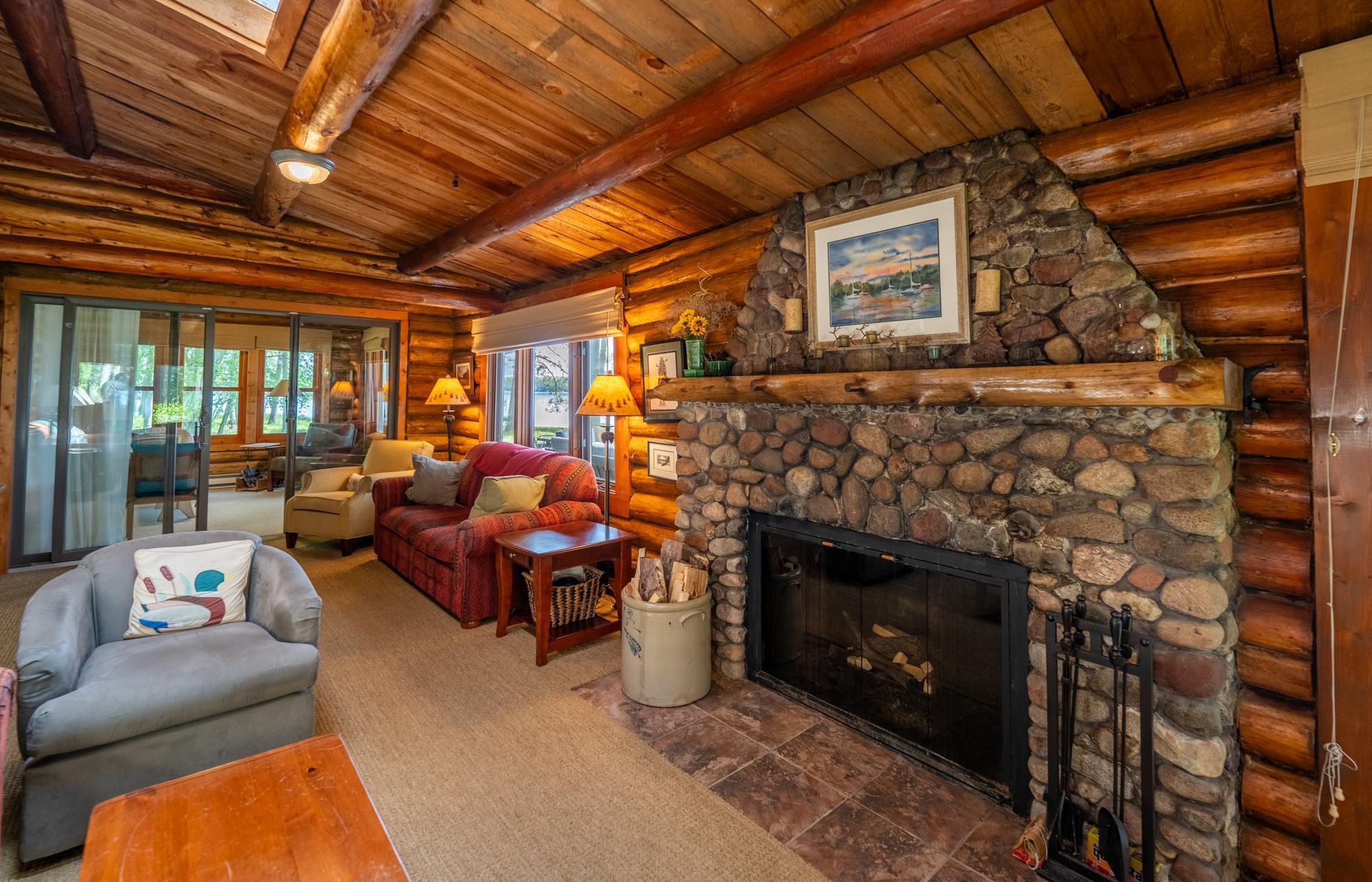 39220 Swanburg Court