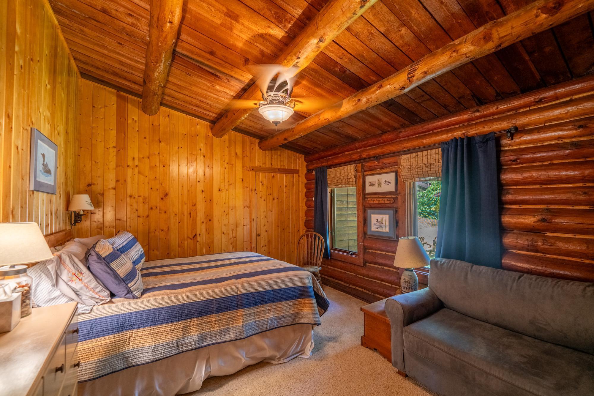 39220 Swanburg Court