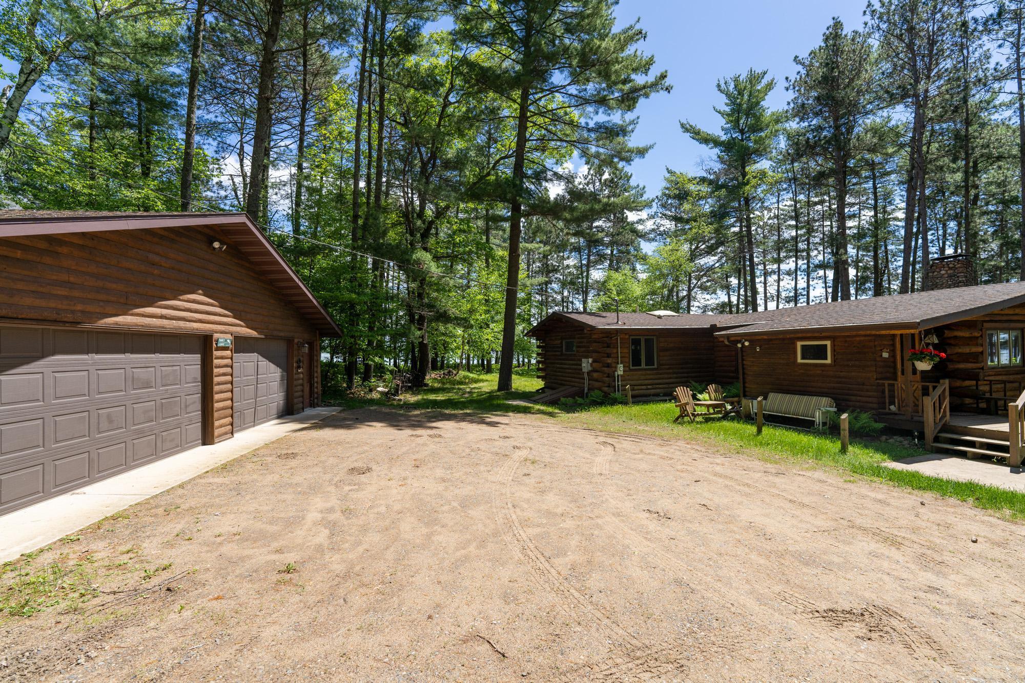 39220 Swanburg Court