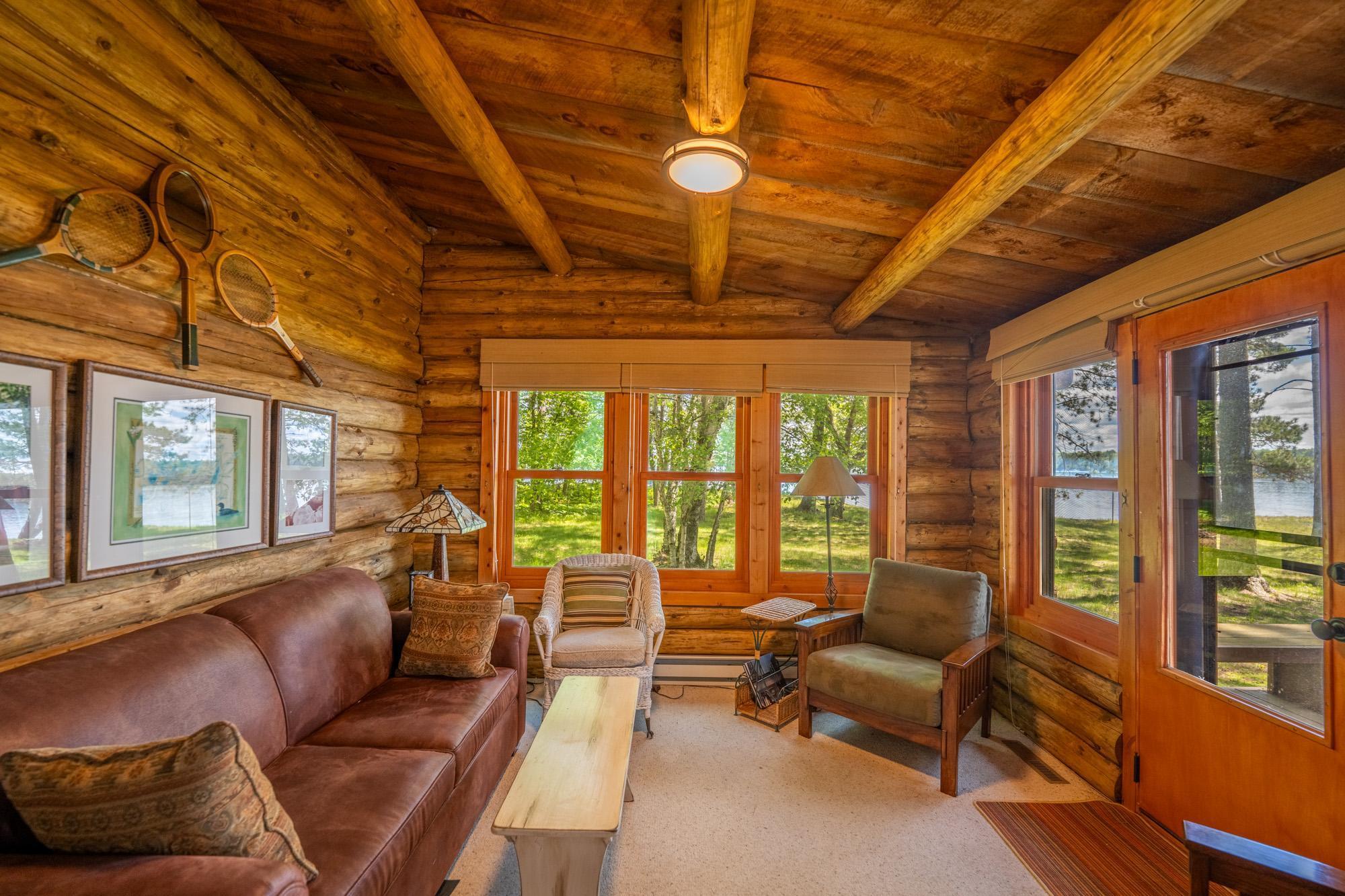 39220 Swanburg Court