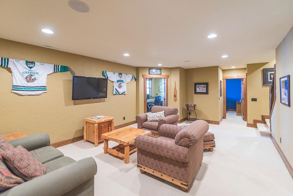 33160 W Shady Beach Lane