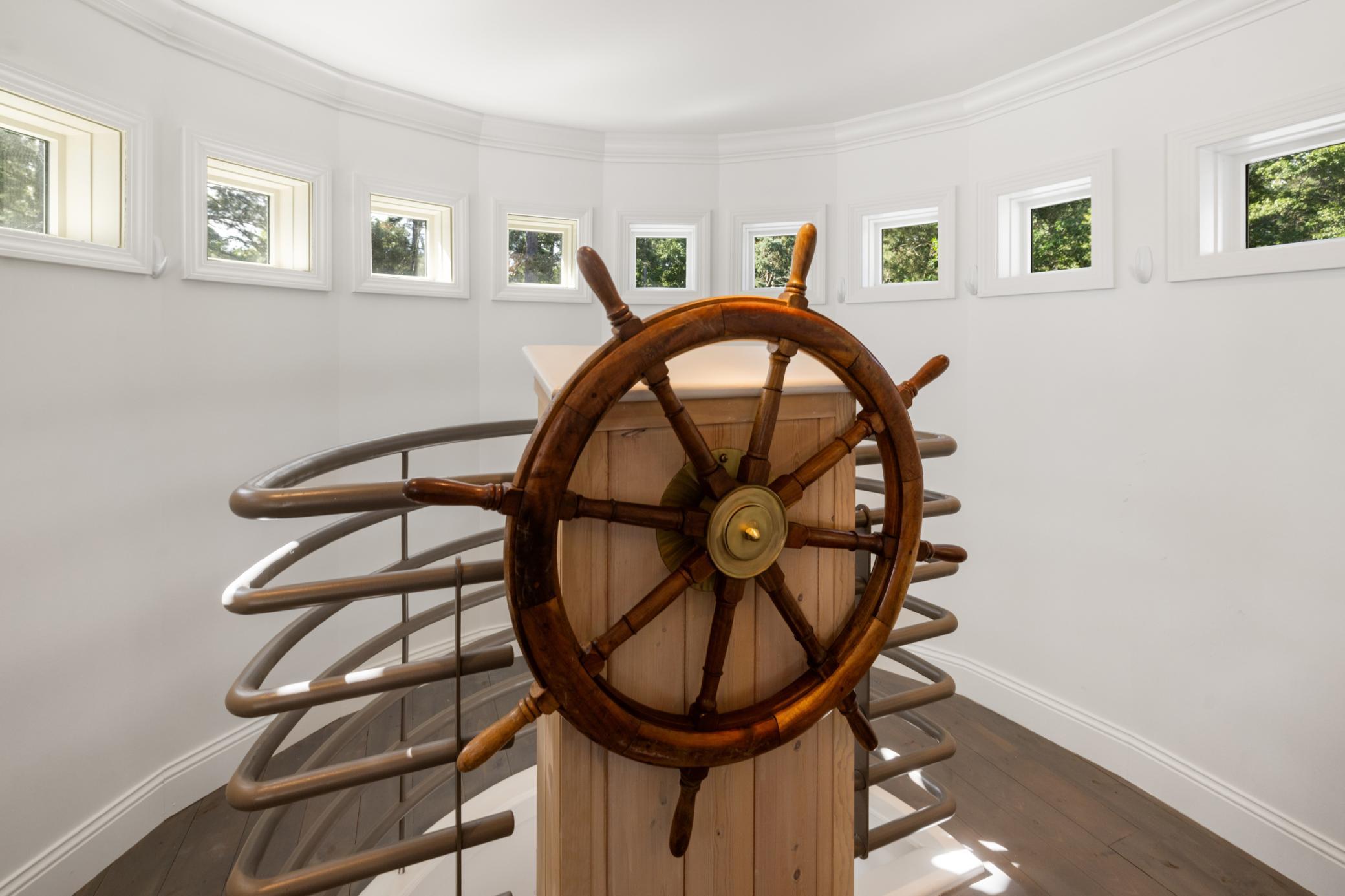 9284 Interlachen Road